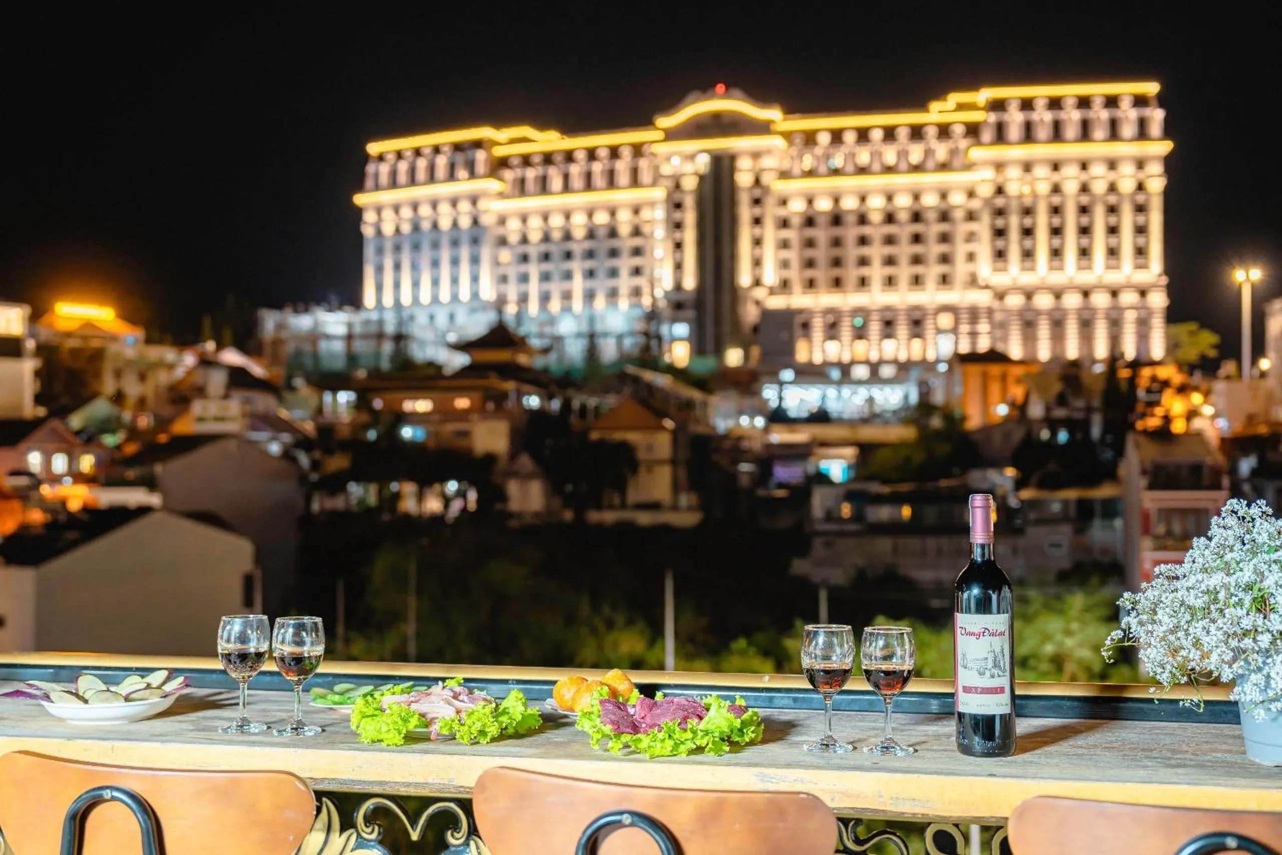 Property building in Nhat Minh Hotel Dalat