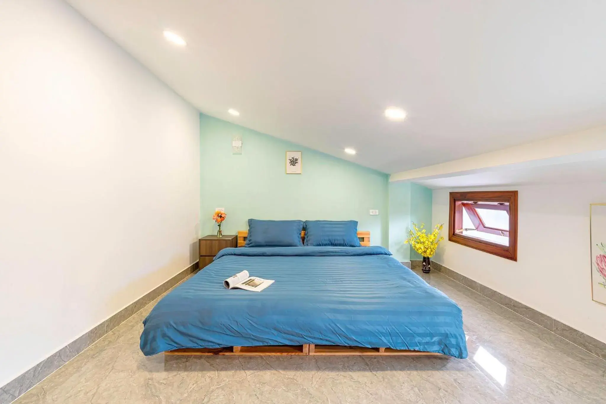 Double Room with Garden View in Nhat Minh Hotel Dalat Double Room with Garden View in Nhat Minh Hotel Dalat