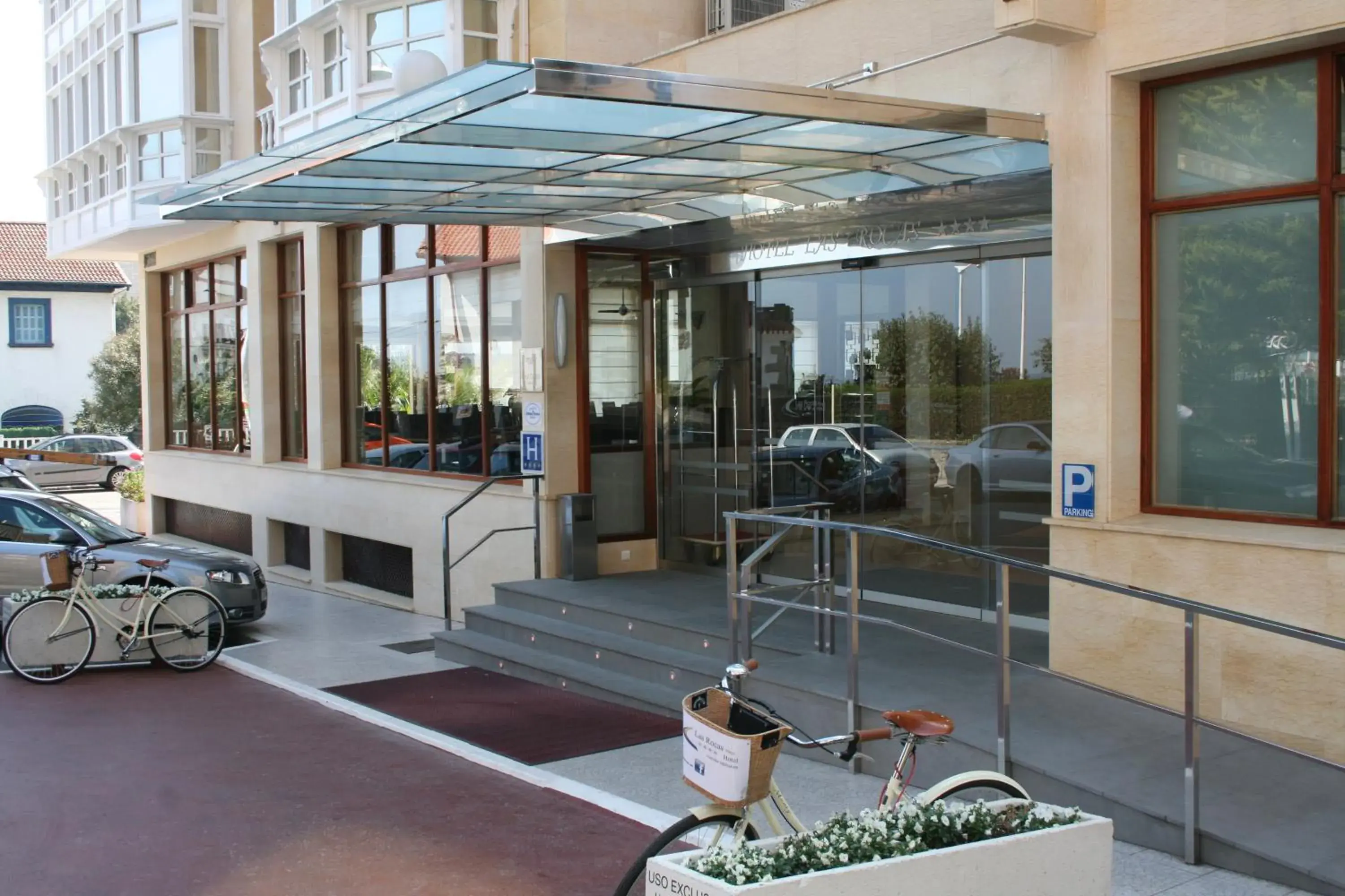 Facade/entrance in Las Rocas Playa Hotel Facade/entrance in Las Rocas Playa Hotel