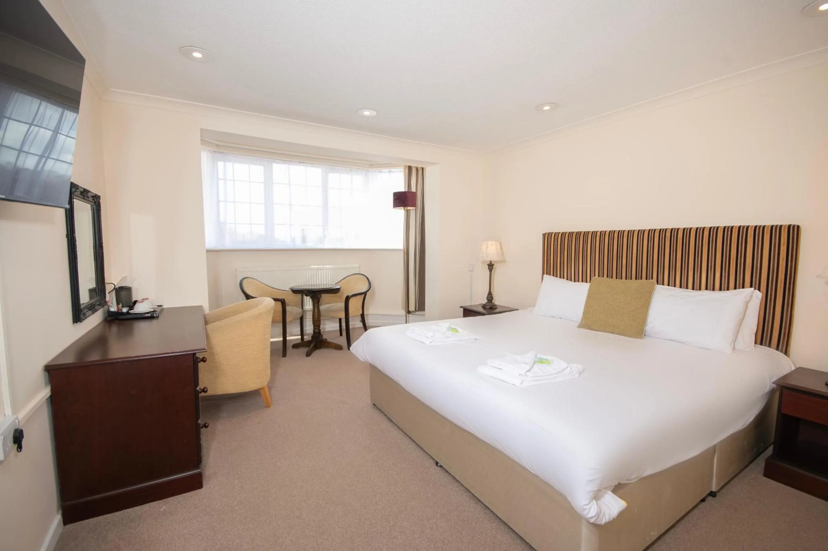 Bed in Northop Hall Country House Hotel