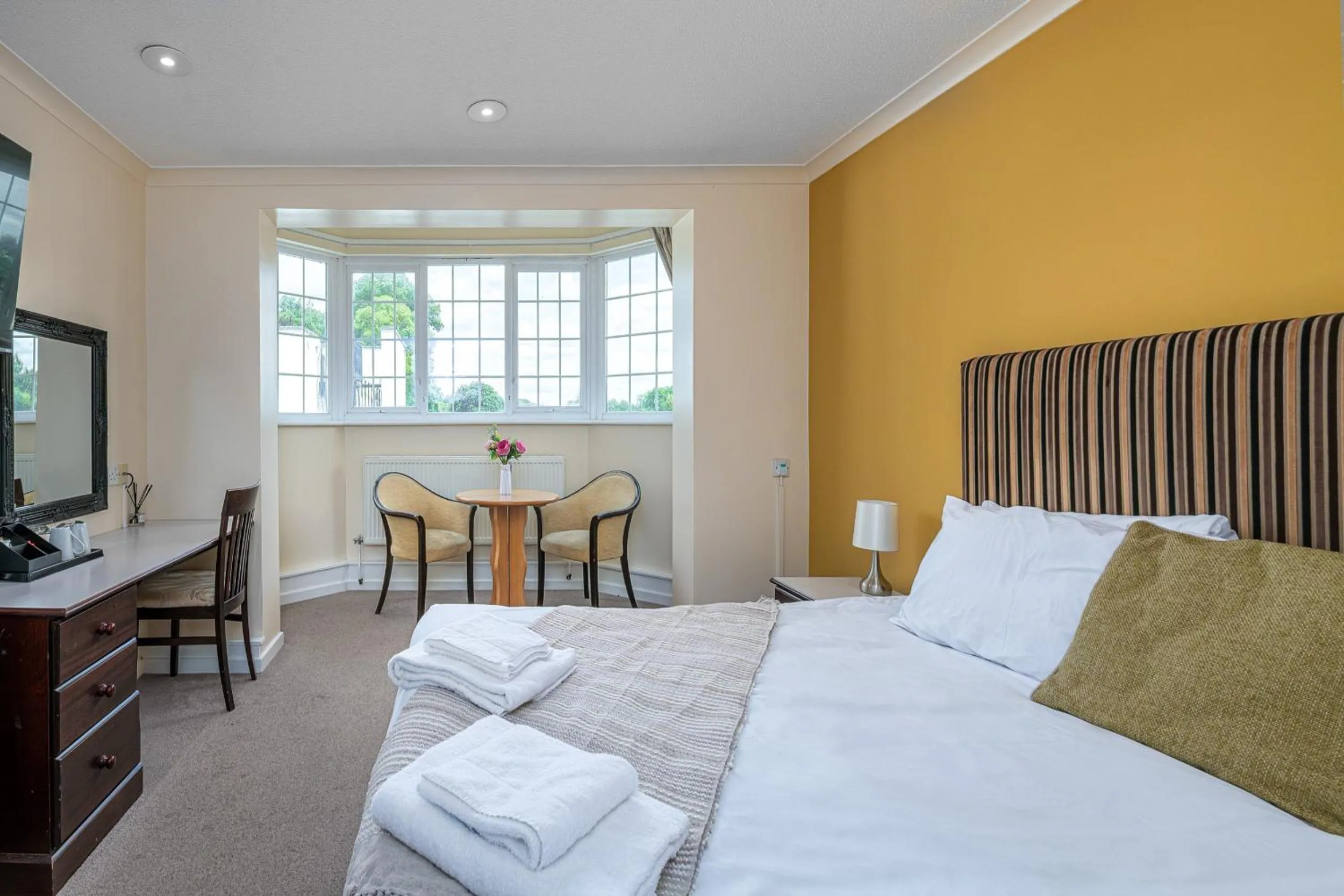 Bed in Northop Hall Country House Hotel