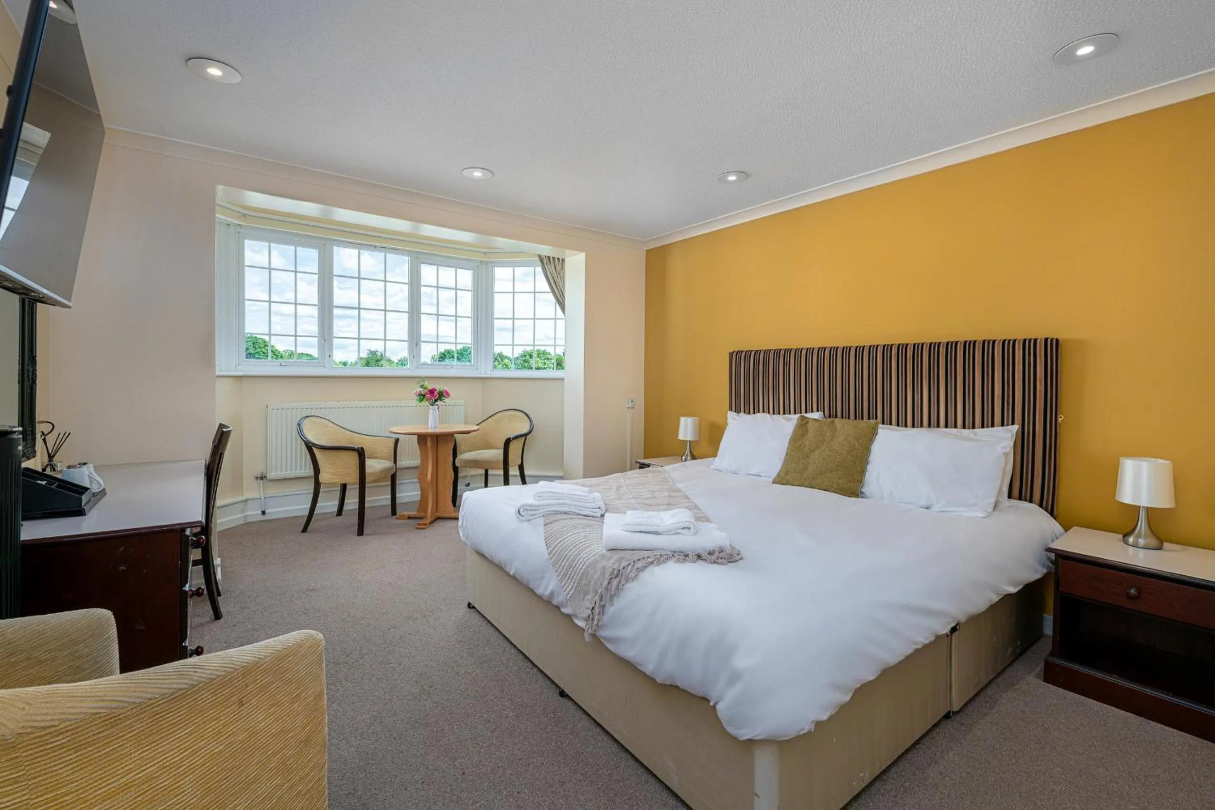 Bed in Northop Hall Country House Hotel