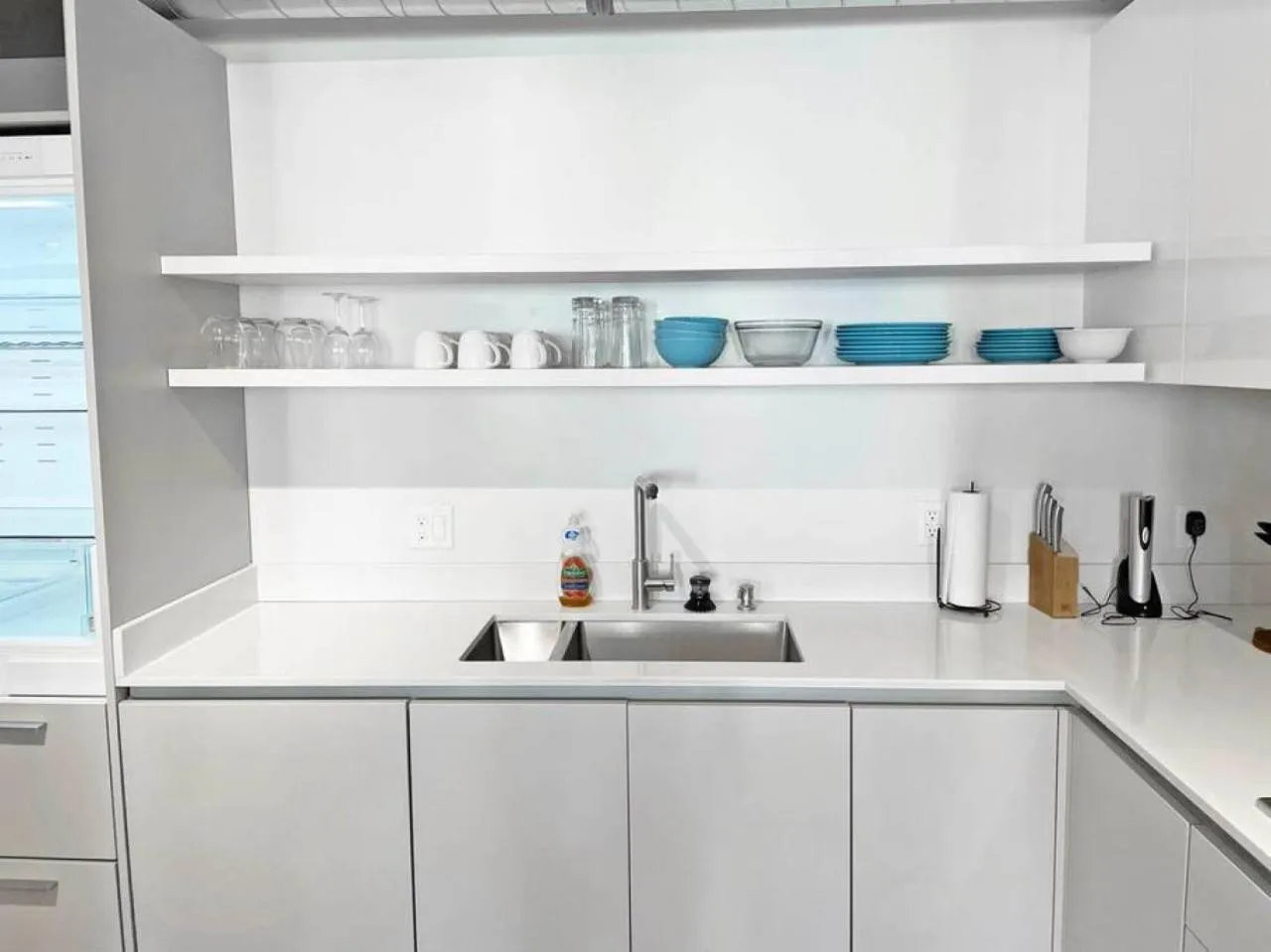 Kitchen or kitchenette in Luxury 4-Bedroom Retreat in the Heart of Over the Rhine