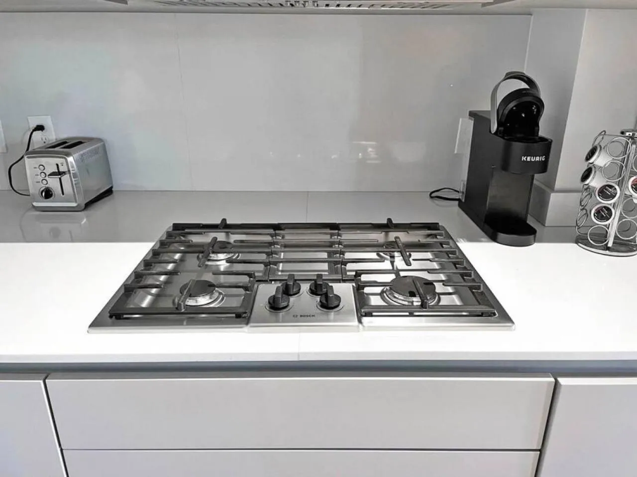 Kitchen or kitchenette in Luxury 4-Bedroom Retreat in the Heart of Over the Rhine