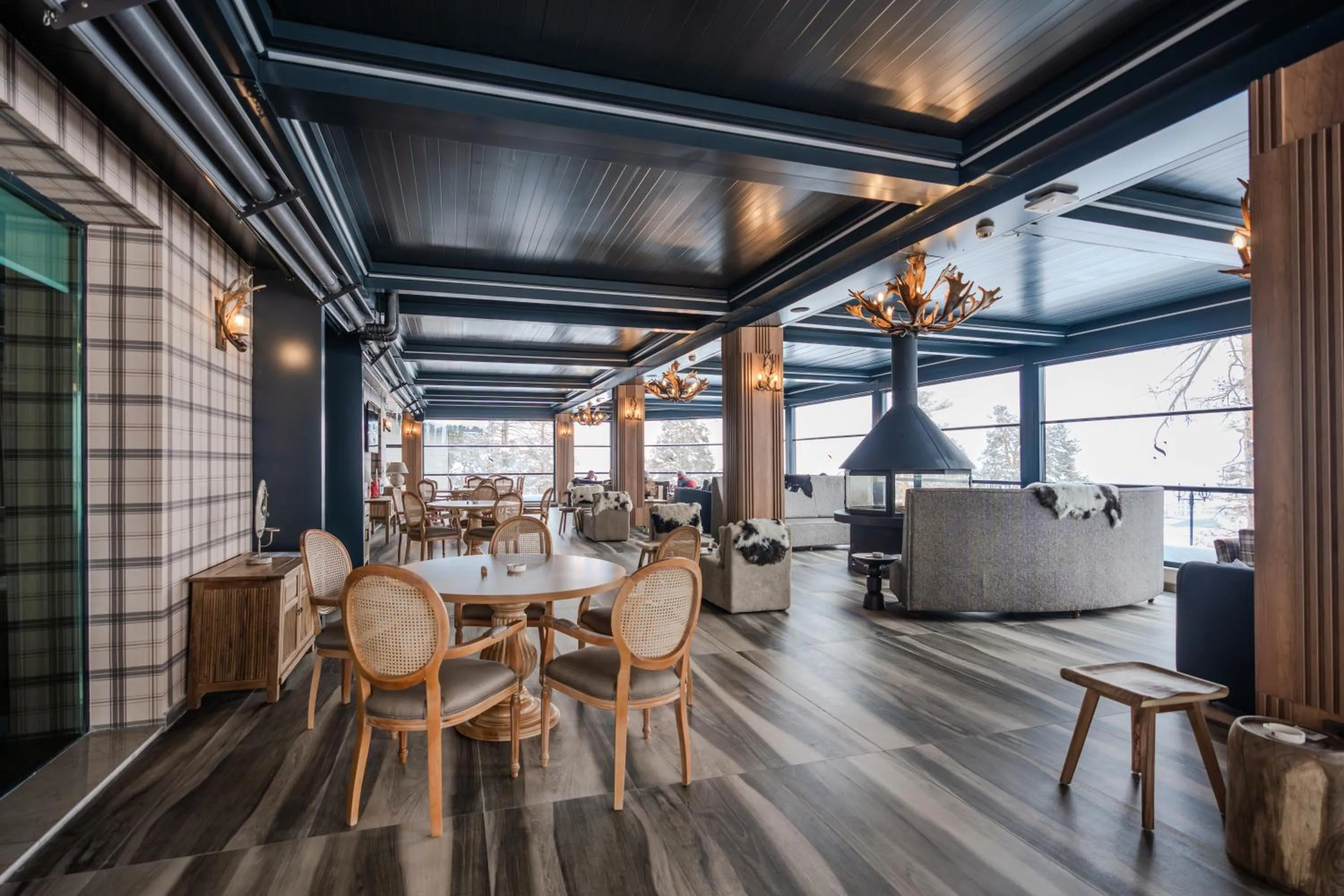 Restaurant/places to eat in SARPİNO MOUNTAİN HOTEL