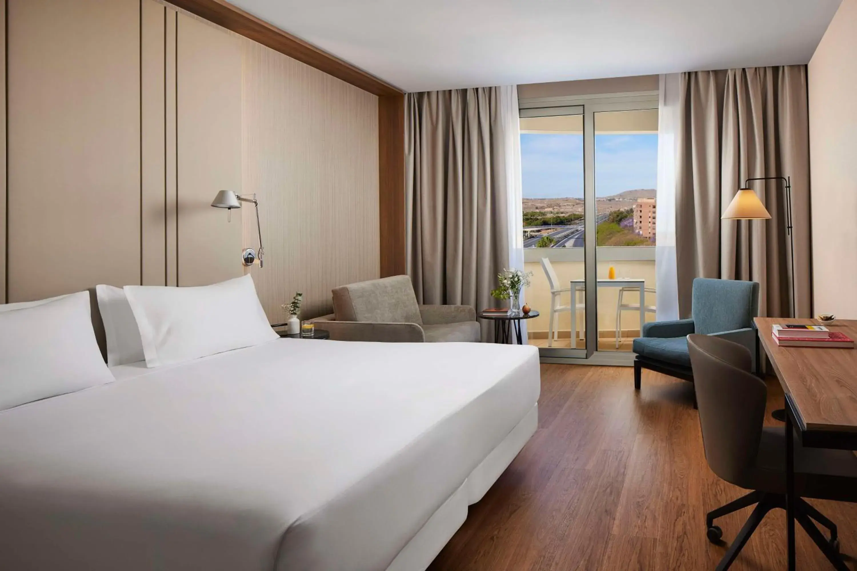 Bedroom, Bed in NH Alicante Bedroom, Bed in NH Alicante