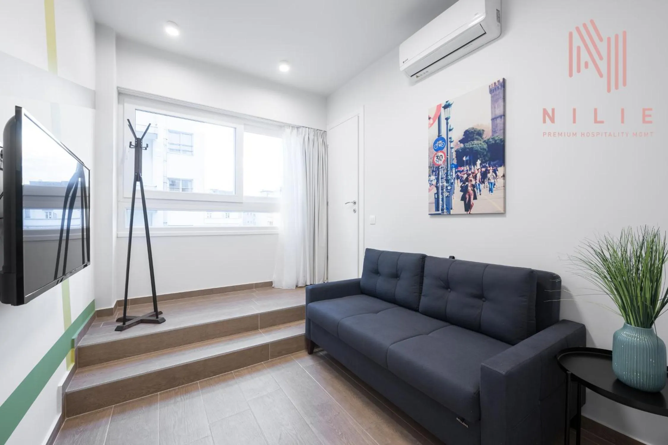 TV and multimedia in Big Apple, Nilie Hospitality MGMT