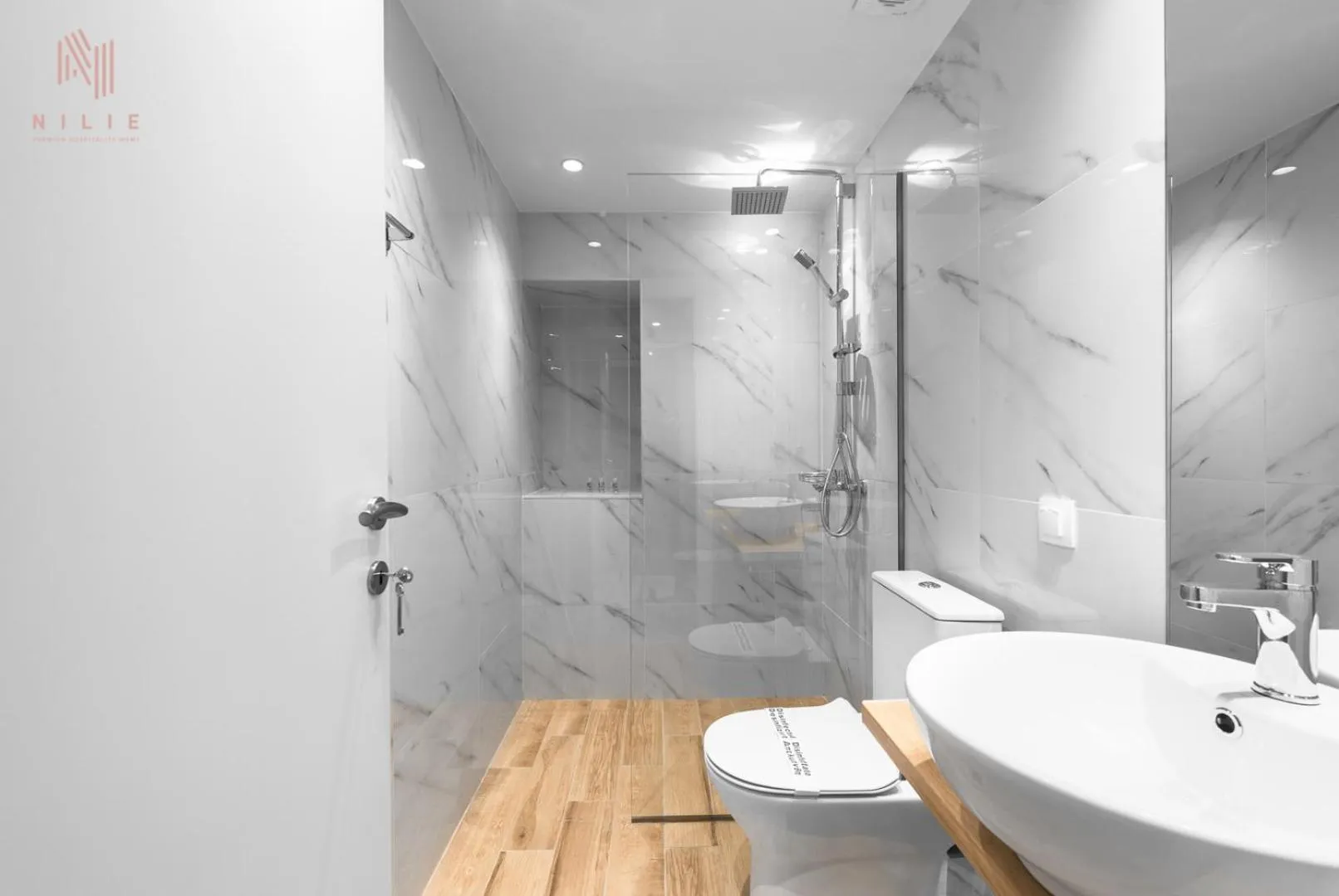 Bathroom in Big Apple, Nilie Hospitality MGMT