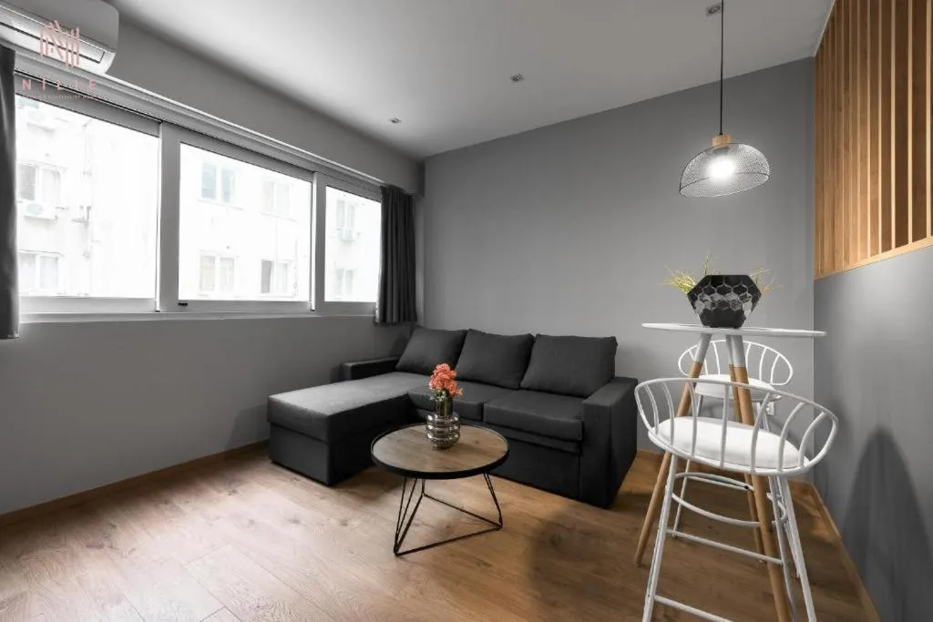 Living room in Big Apple, Nilie Hospitality MGMT