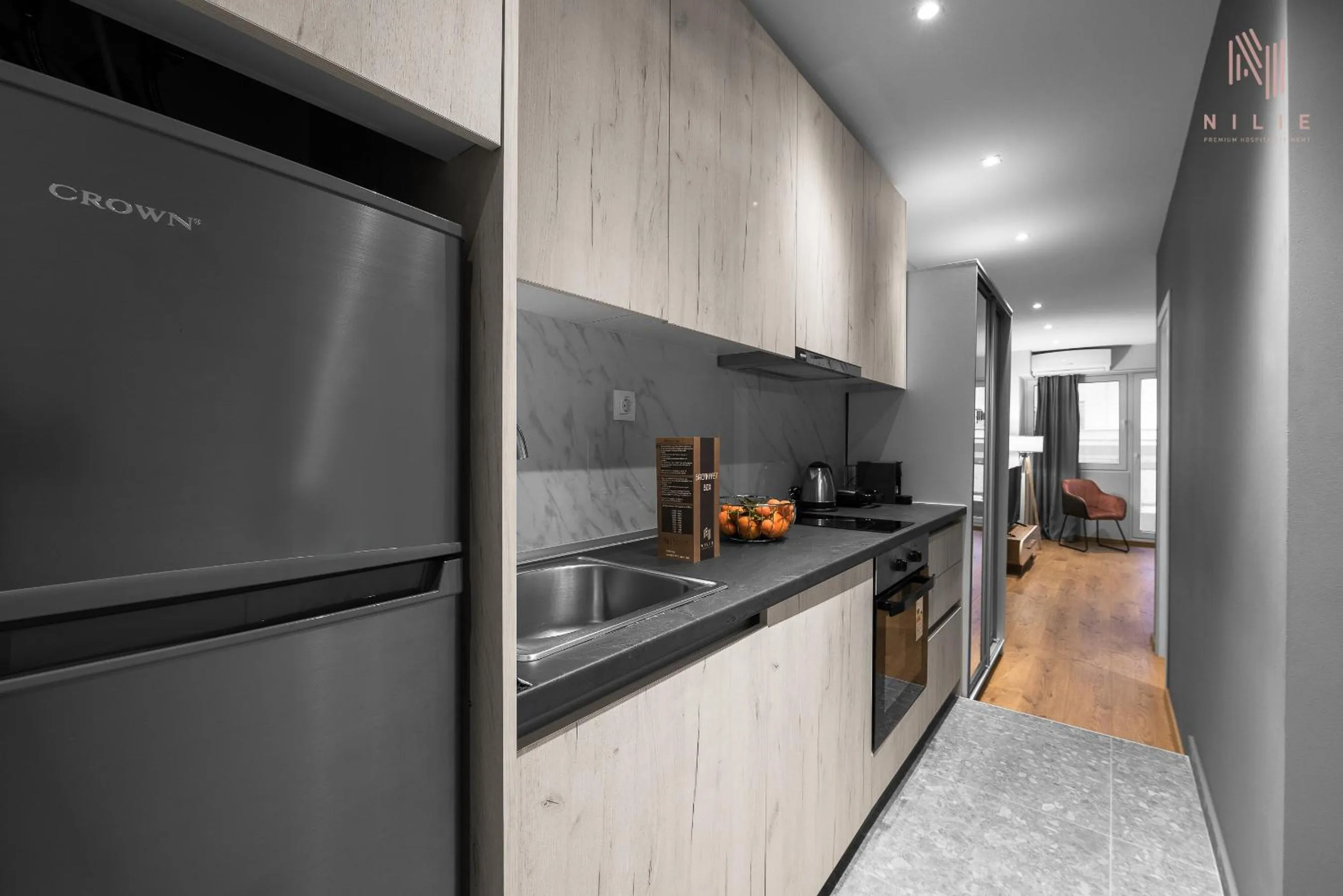 Kitchen or kitchenette in Big Apple, Nilie Hospitality MGMT