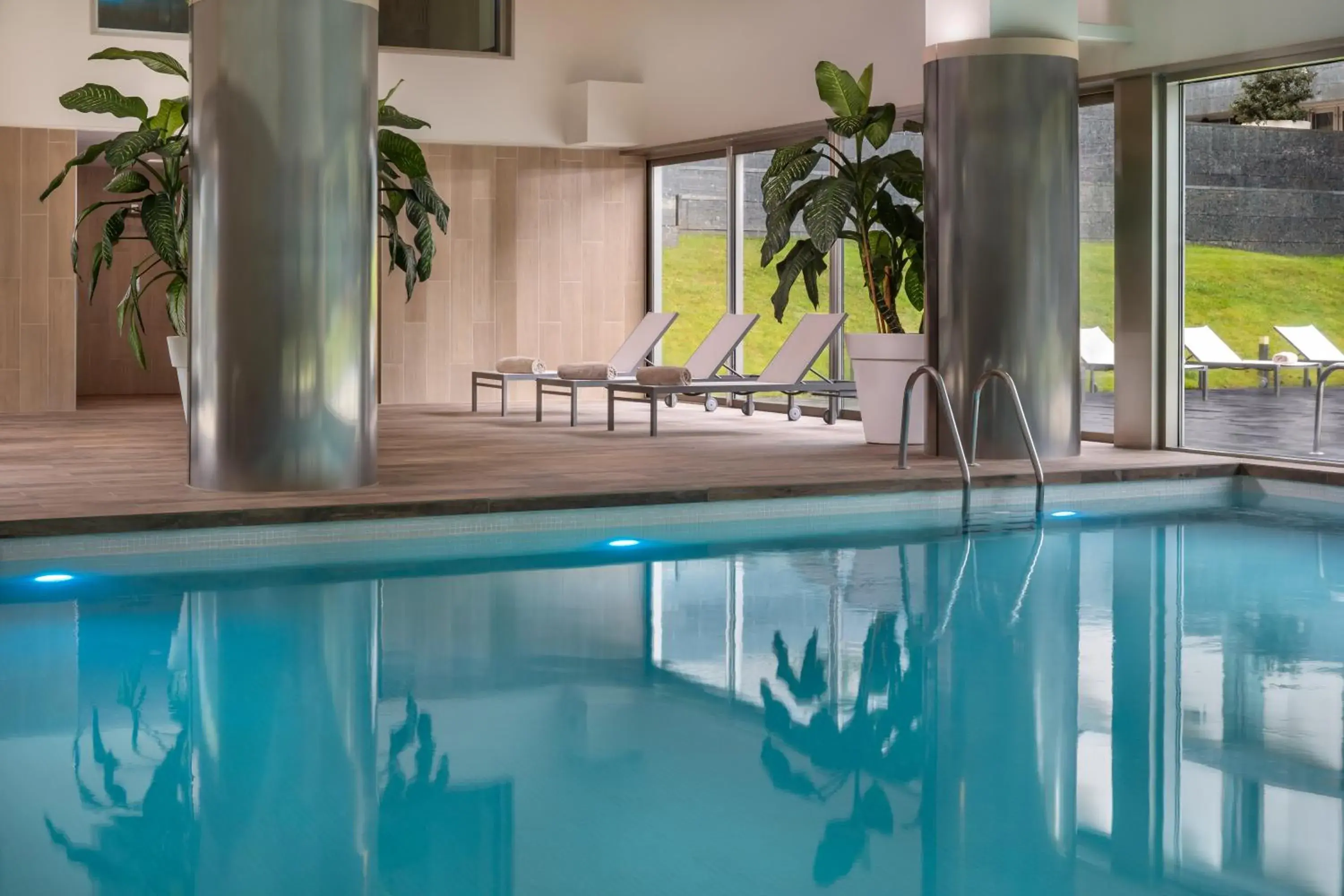 Swimming pool in NH Collection Santiago de Compostela Swimming pool in NH Collection Santiago de Compostela