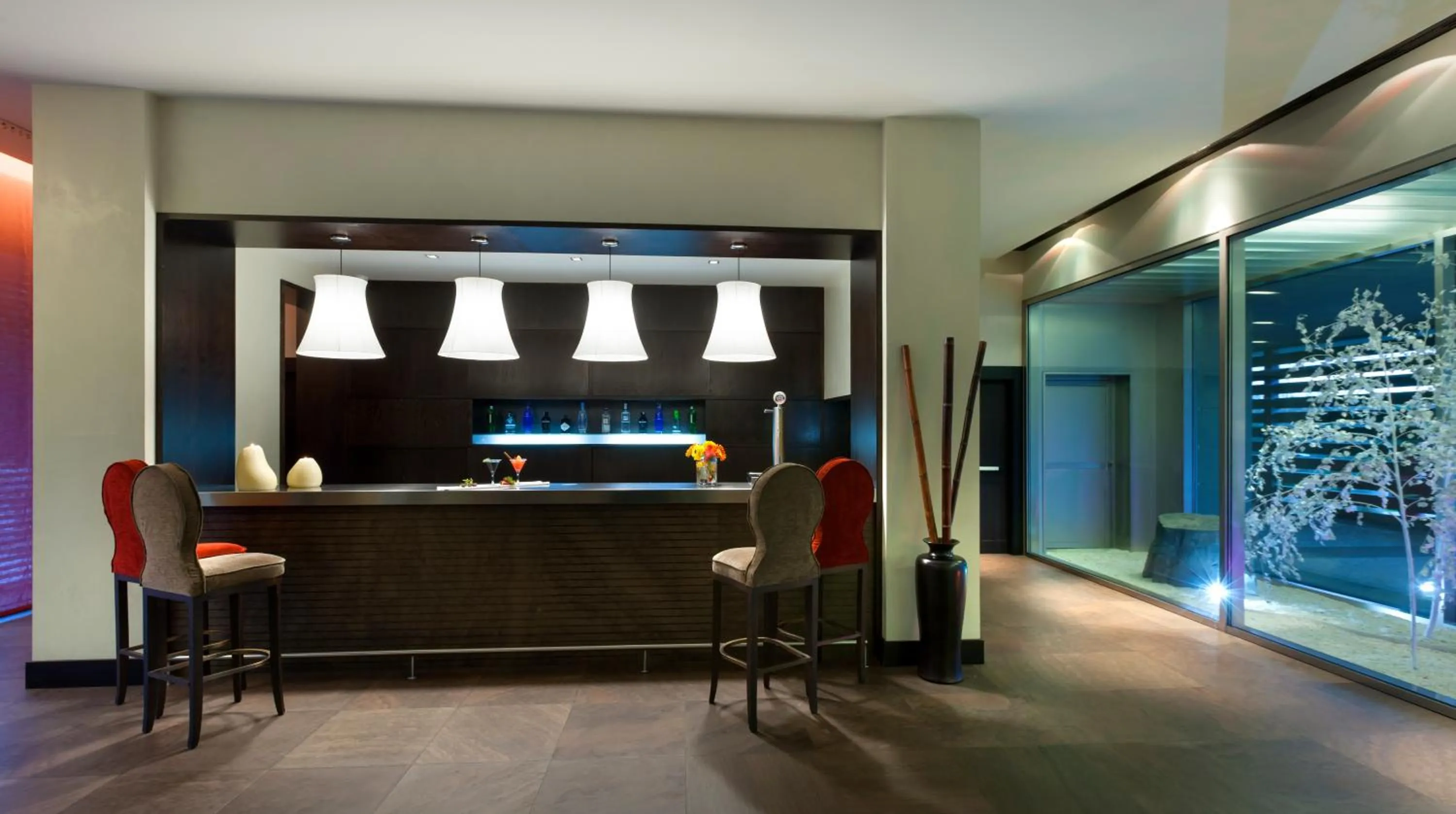 Lounge or bar in NH Collection Santiago de Compostela