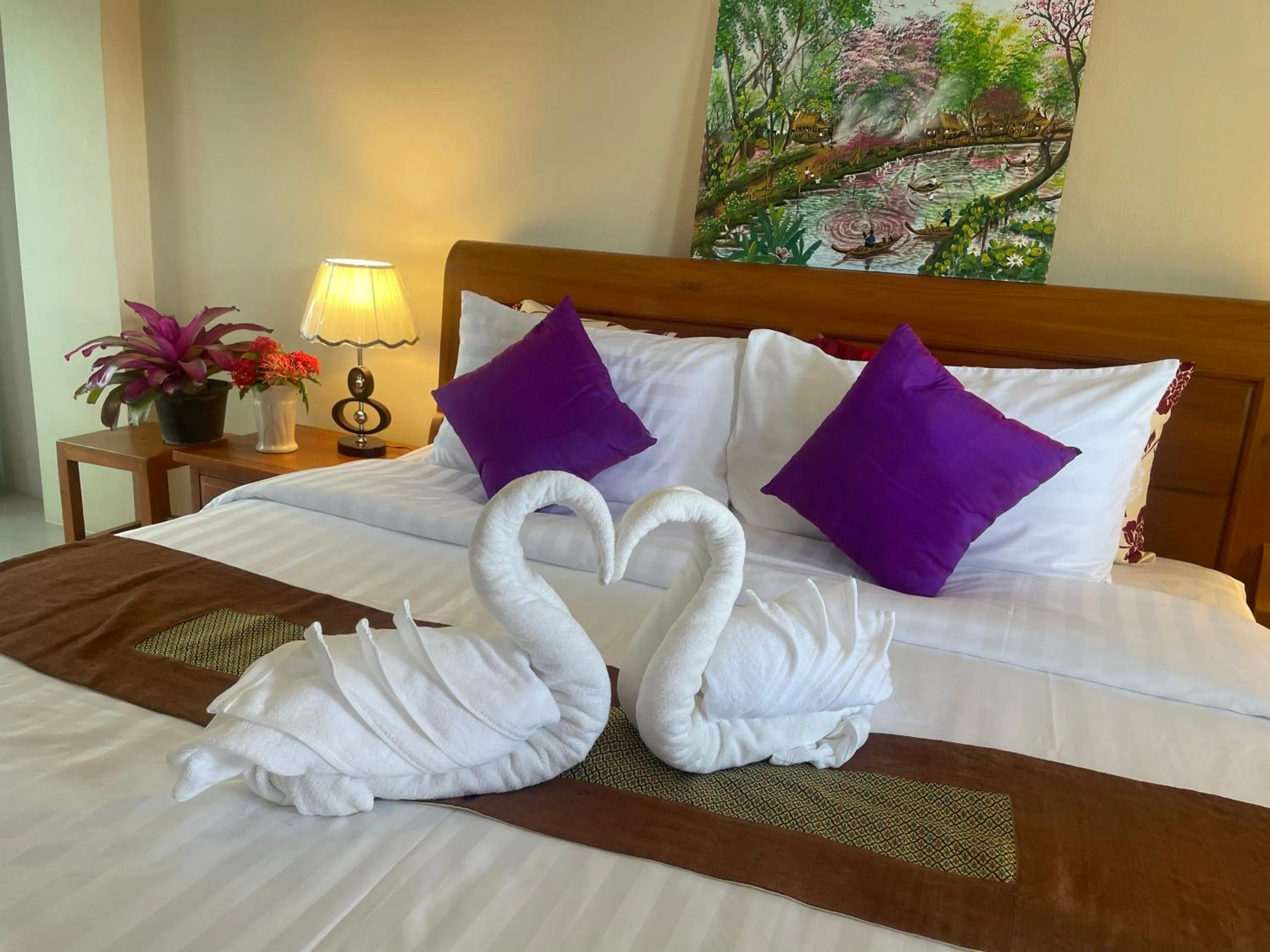 Bedroom, Bed in Laph Kham House