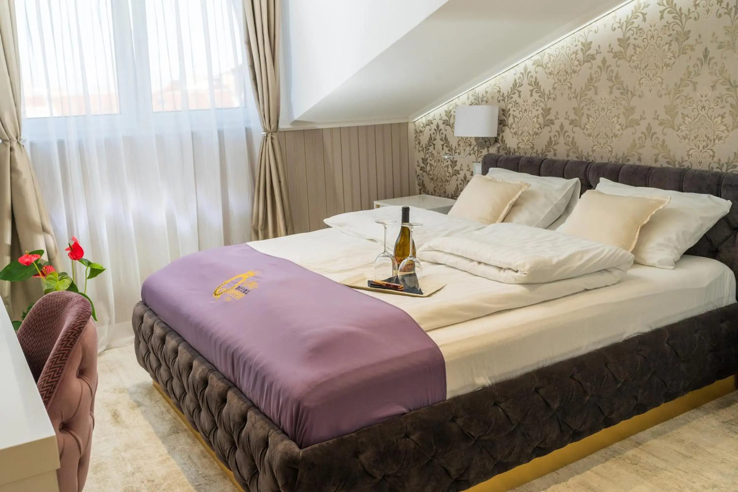 Deluxe Double Room in Queen Palace Deluxe Double Room in Queen Palace