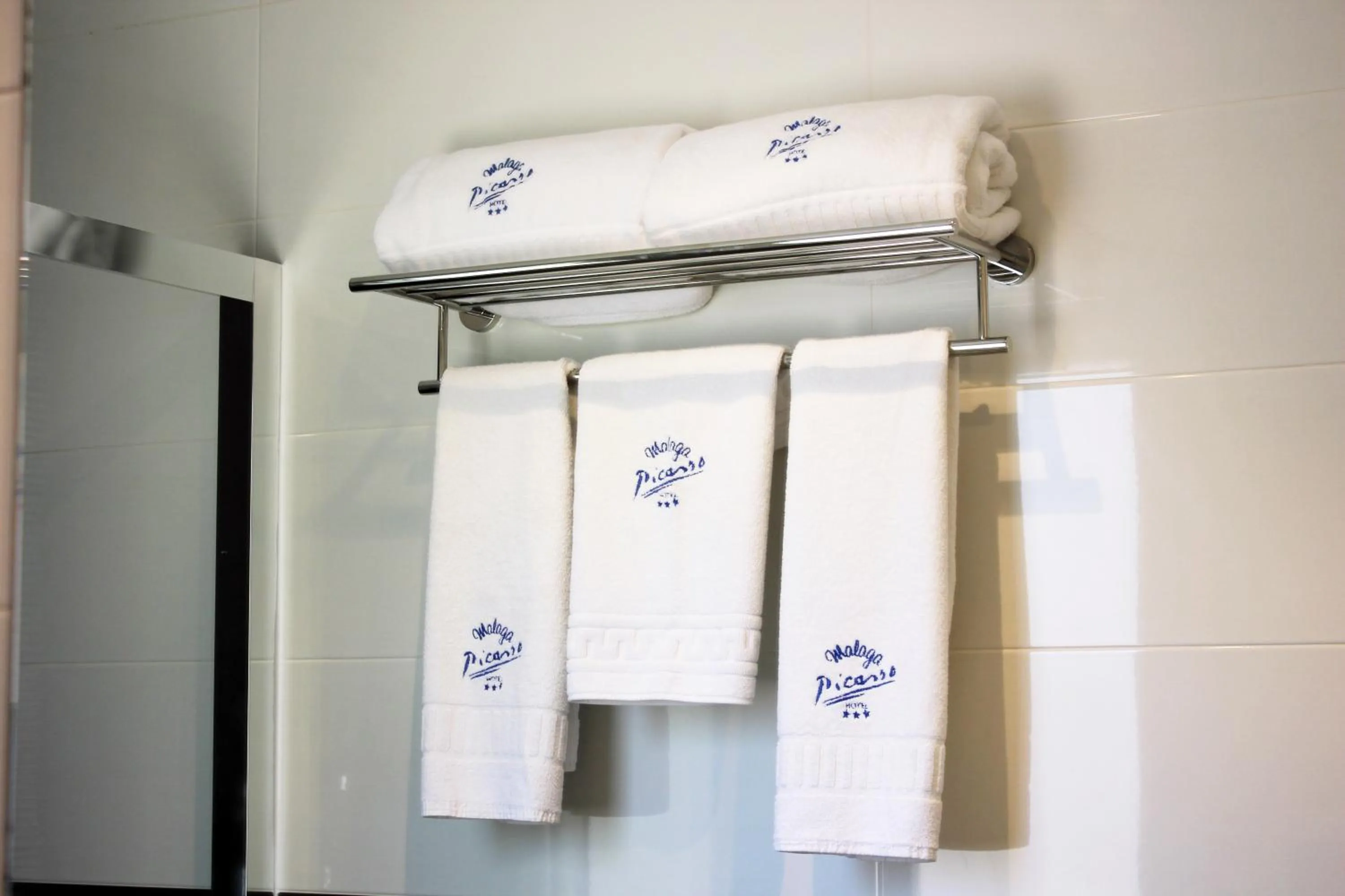 Bathroom in Hotel Malaga Picasso