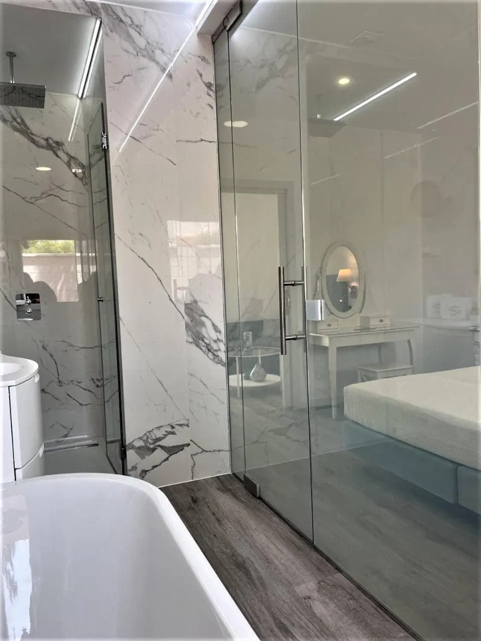 Shower in Hotel Malaga Picasso