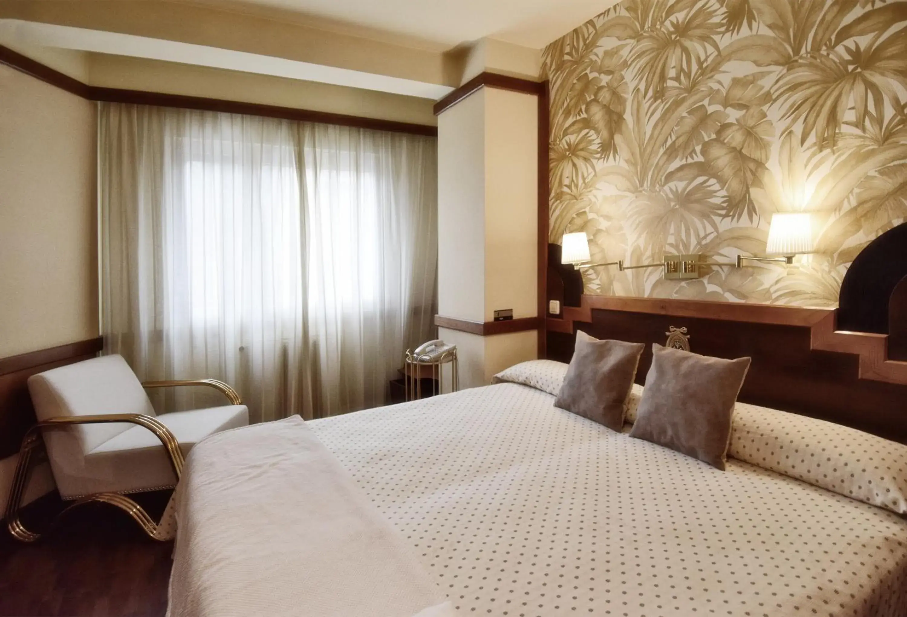 Photo of the whole room, Bed in Hotel Maria Luisa Photo of the whole room, Bed in Hotel Maria Luisa