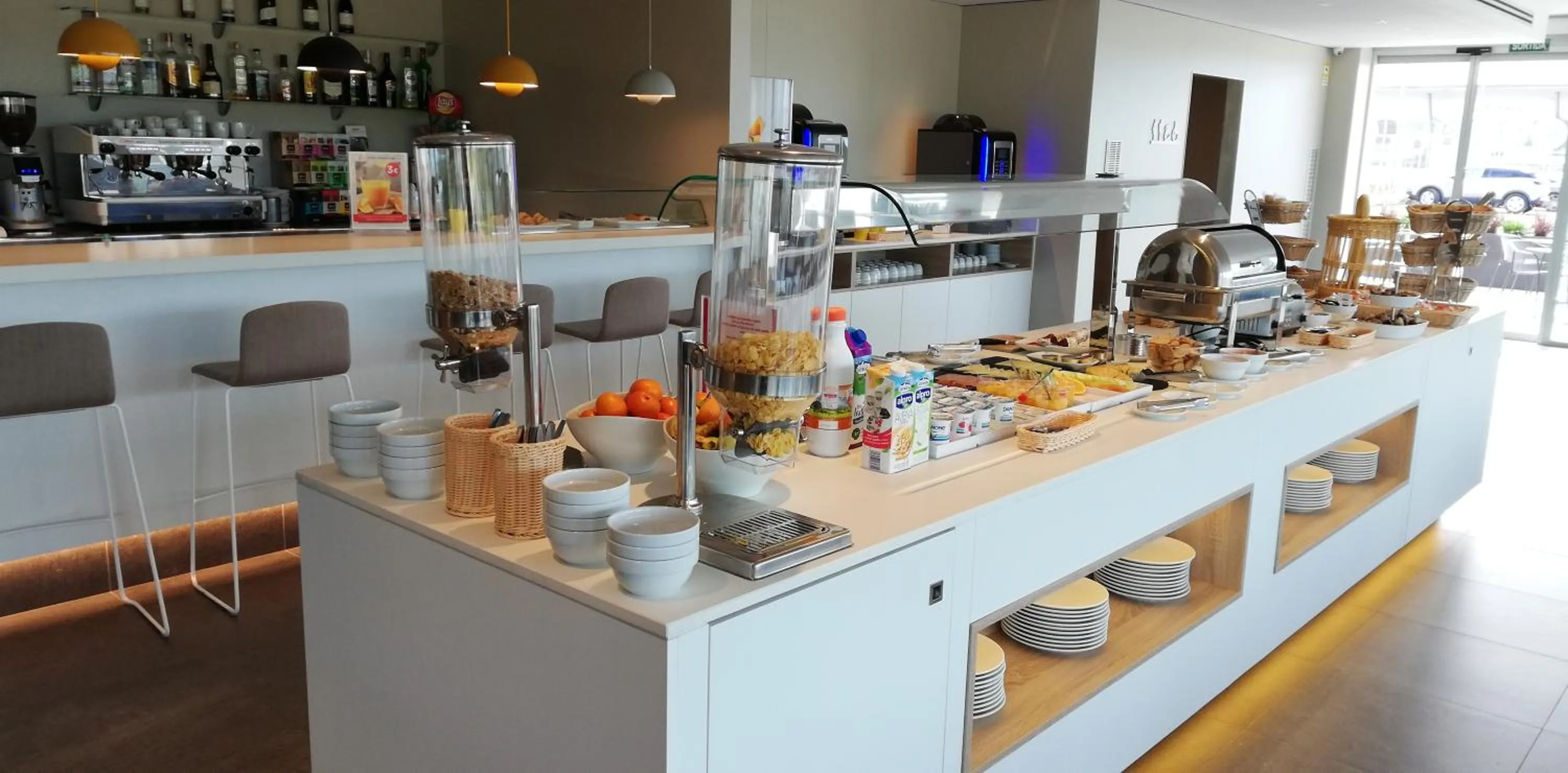 Buffet breakfast in Tramuntana