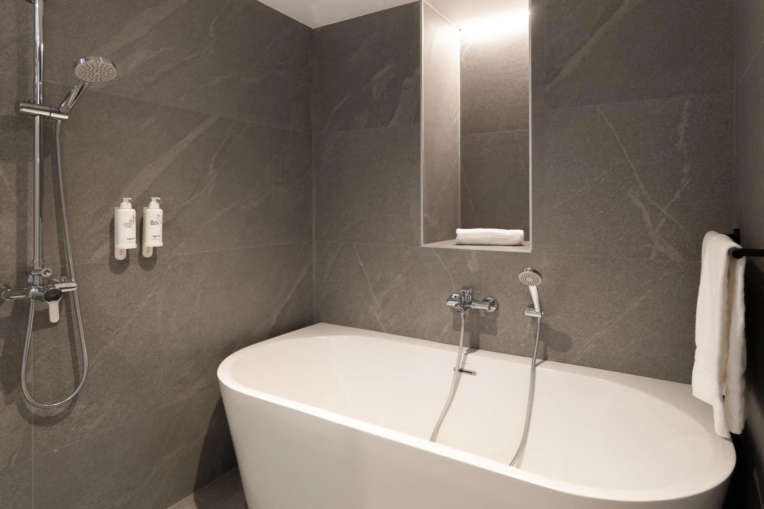 Shower in htop Amatista #htopBliss