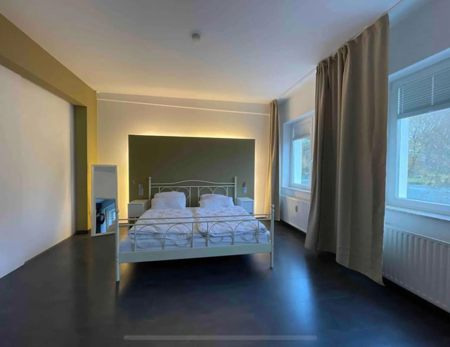 Bed in TruRetreats Design Loft für 8 Personen I Riesige Küche I eCharger I 65z SmartTV I 150qm