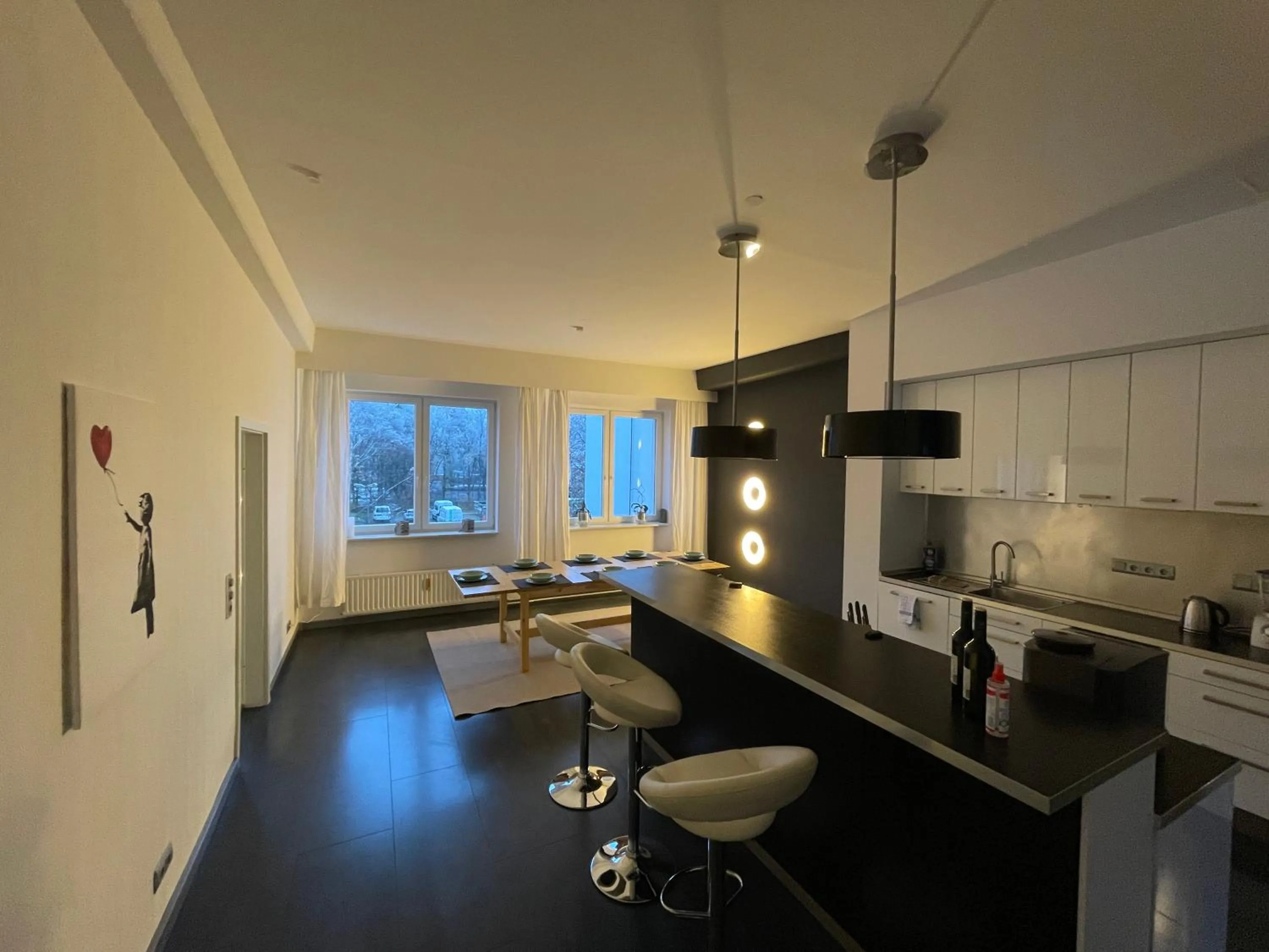 Kitchen or kitchenette in TruRetreats Design Loft für 8 Personen I Riesige Küche I eCharger I 65z SmartTV I 150qm