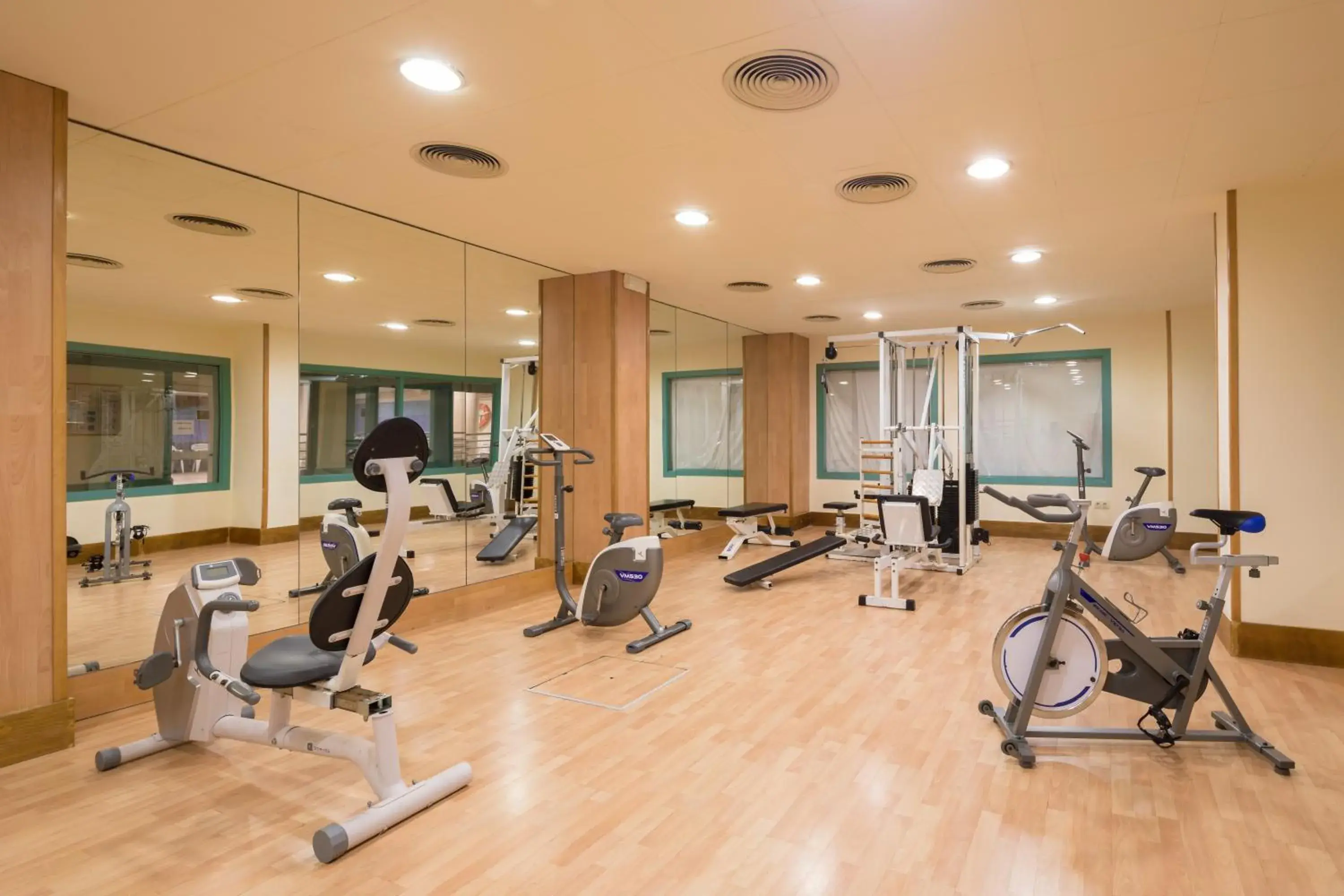 Fitness centre/facilities in htop Royal Star & SPA #htopFun Fitness centre/facilities in htop Royal Star & SPA #htopFun