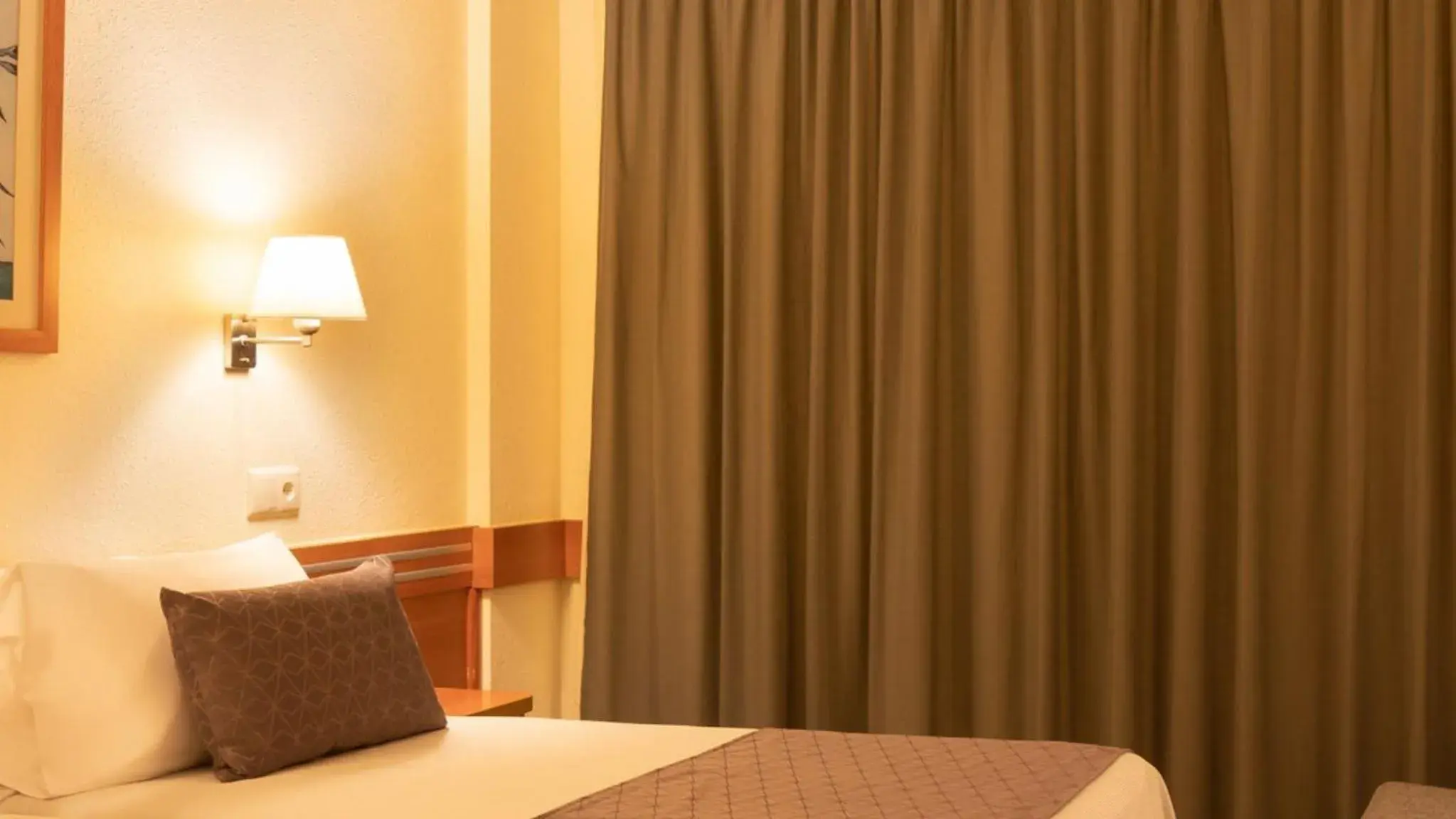 Bed in htop Pineda Palace 4Sup - Adults Recommended #htopBliss Bed in htop Pineda Palace 4Sup - Adults Recommended #htopBliss