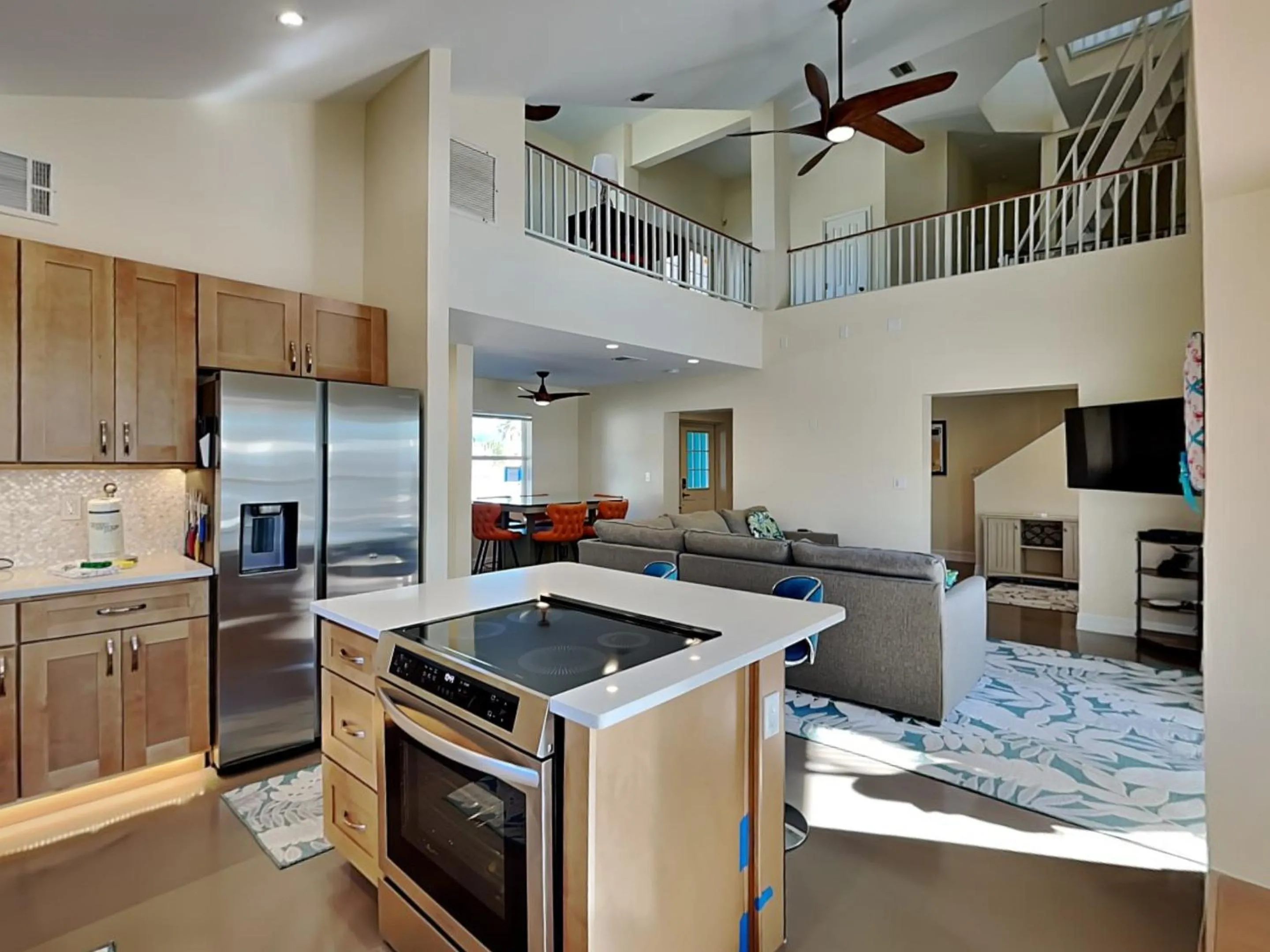 Property building in 244 Flamingo