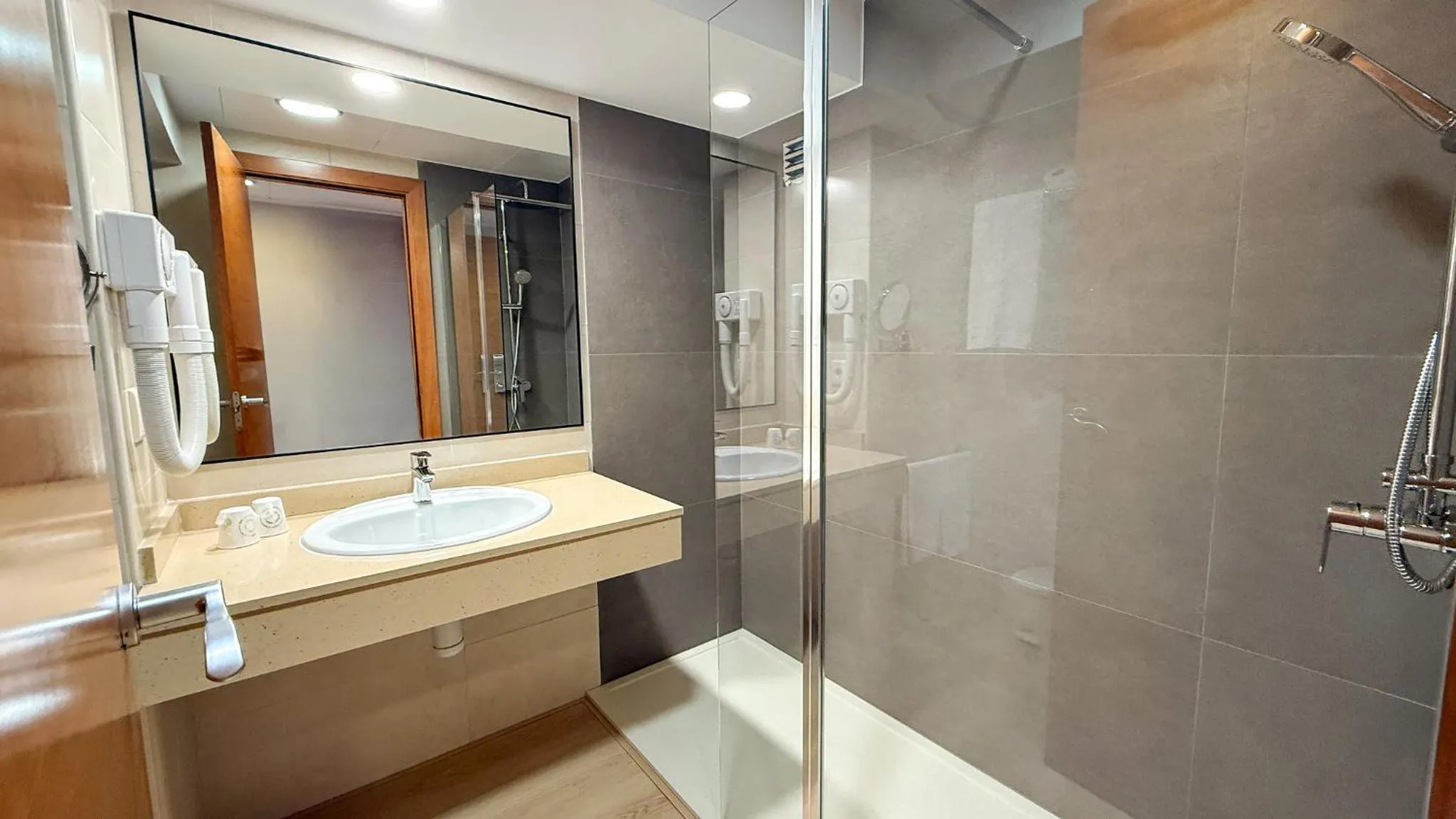 Bathroom in htop Jadhe 4Sup #htopBliss