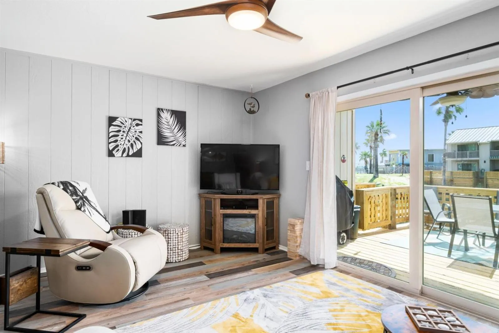 Property building in BoHo by the Bay