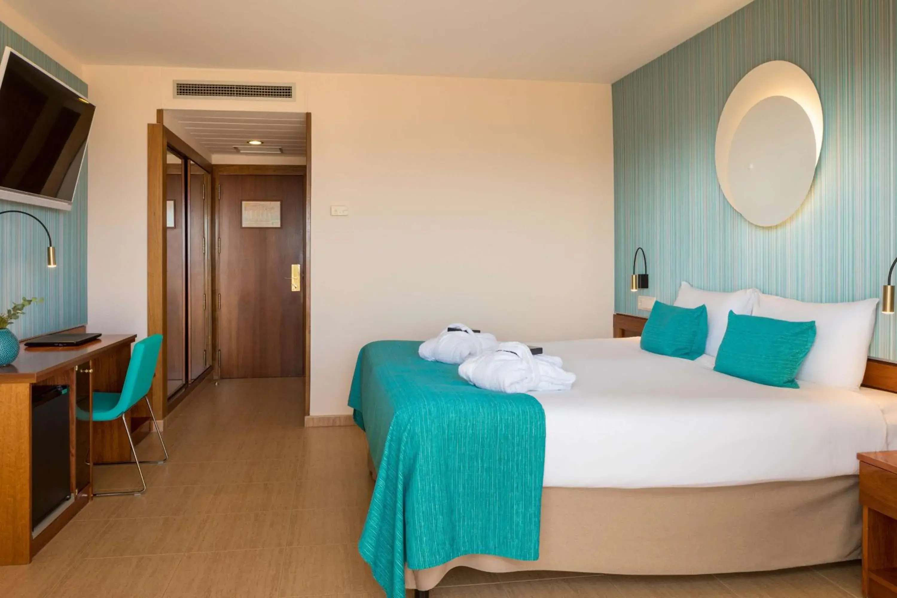 Bedroom, Bed in htop Amaika & SPA 4Sup - Adults Only #htopBliss Bedroom, Bed in htop Amaika & SPA 4Sup - Adults Only #htopBliss