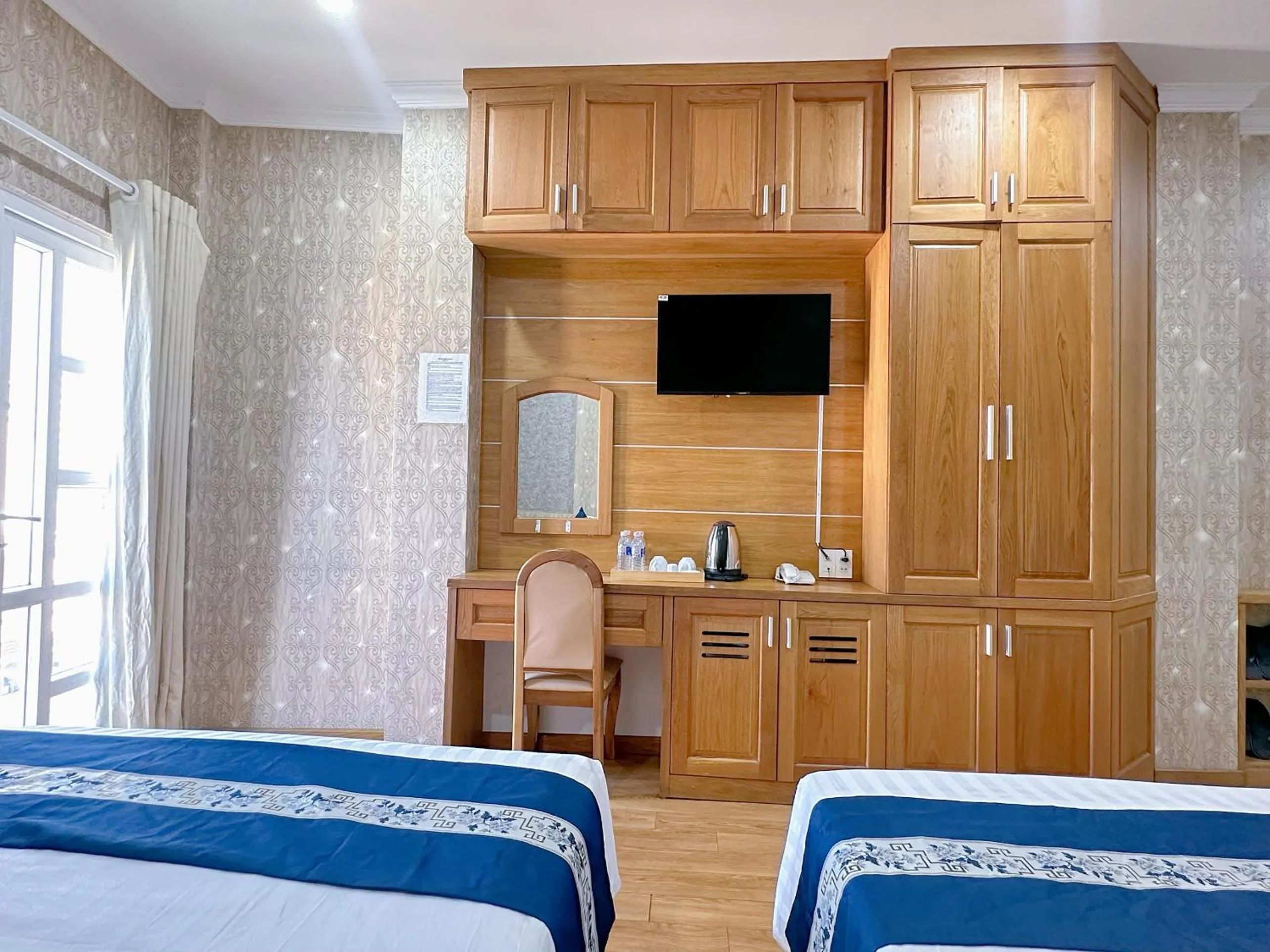 Property building, Bed in Tra My Hotel - SaiGon Center