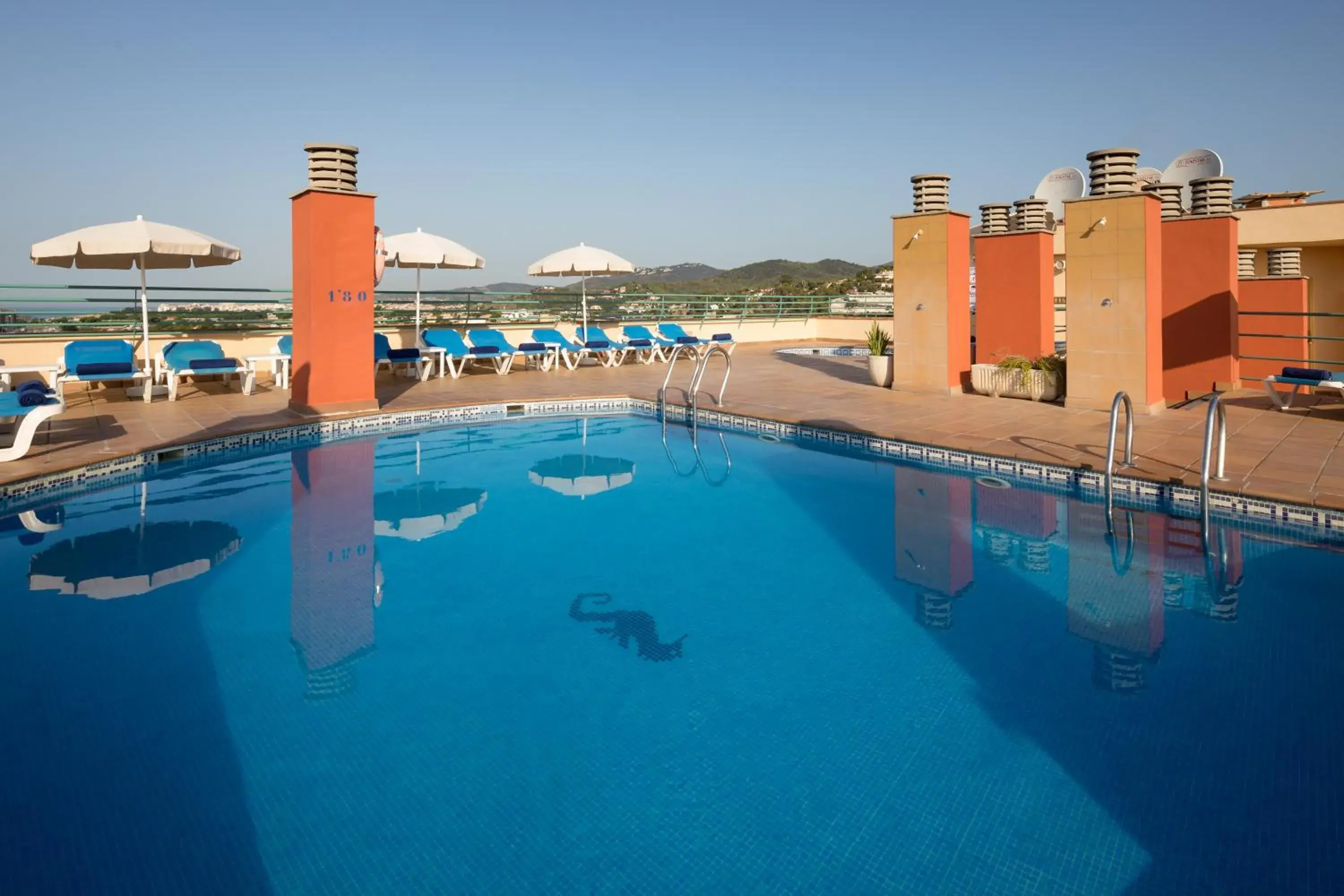 Swimming pool in htop Royal Sun Suites #htopFun Swimming pool in htop Royal Sun Suites #htopFun