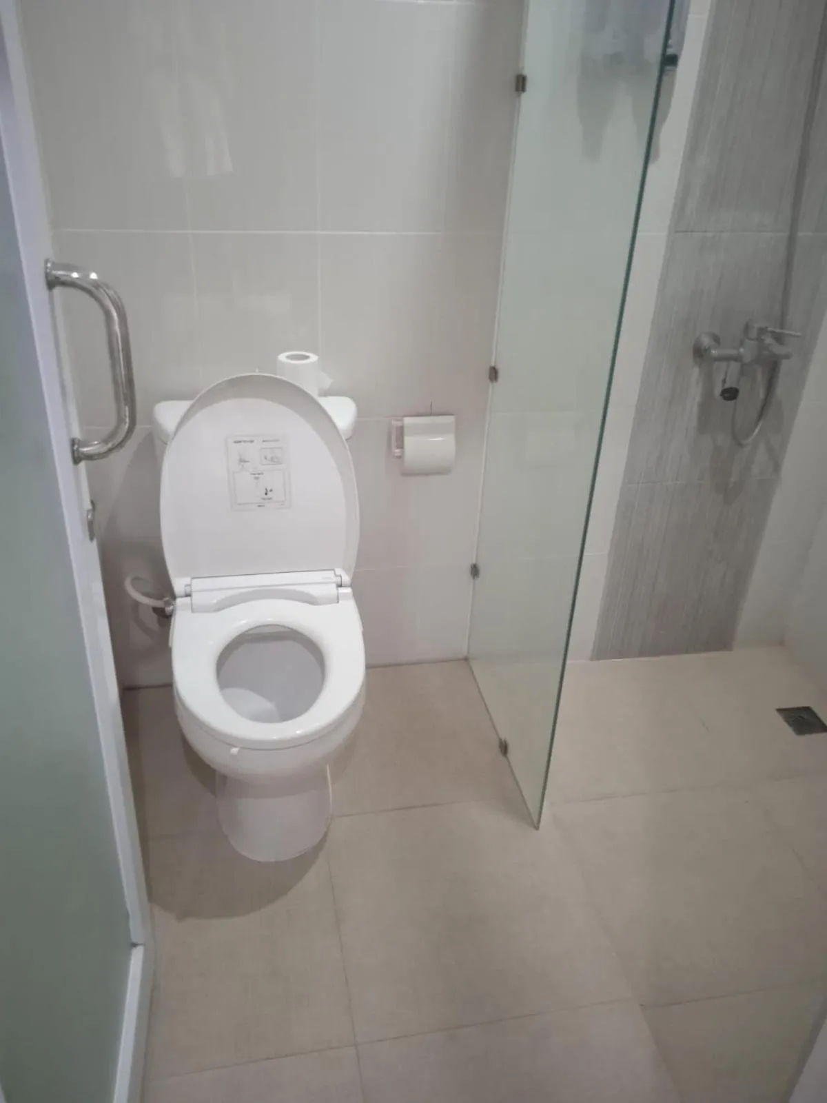 Shower in NEW KUBU DI BUKIT private kitchen near beach and 10 minute to airpot