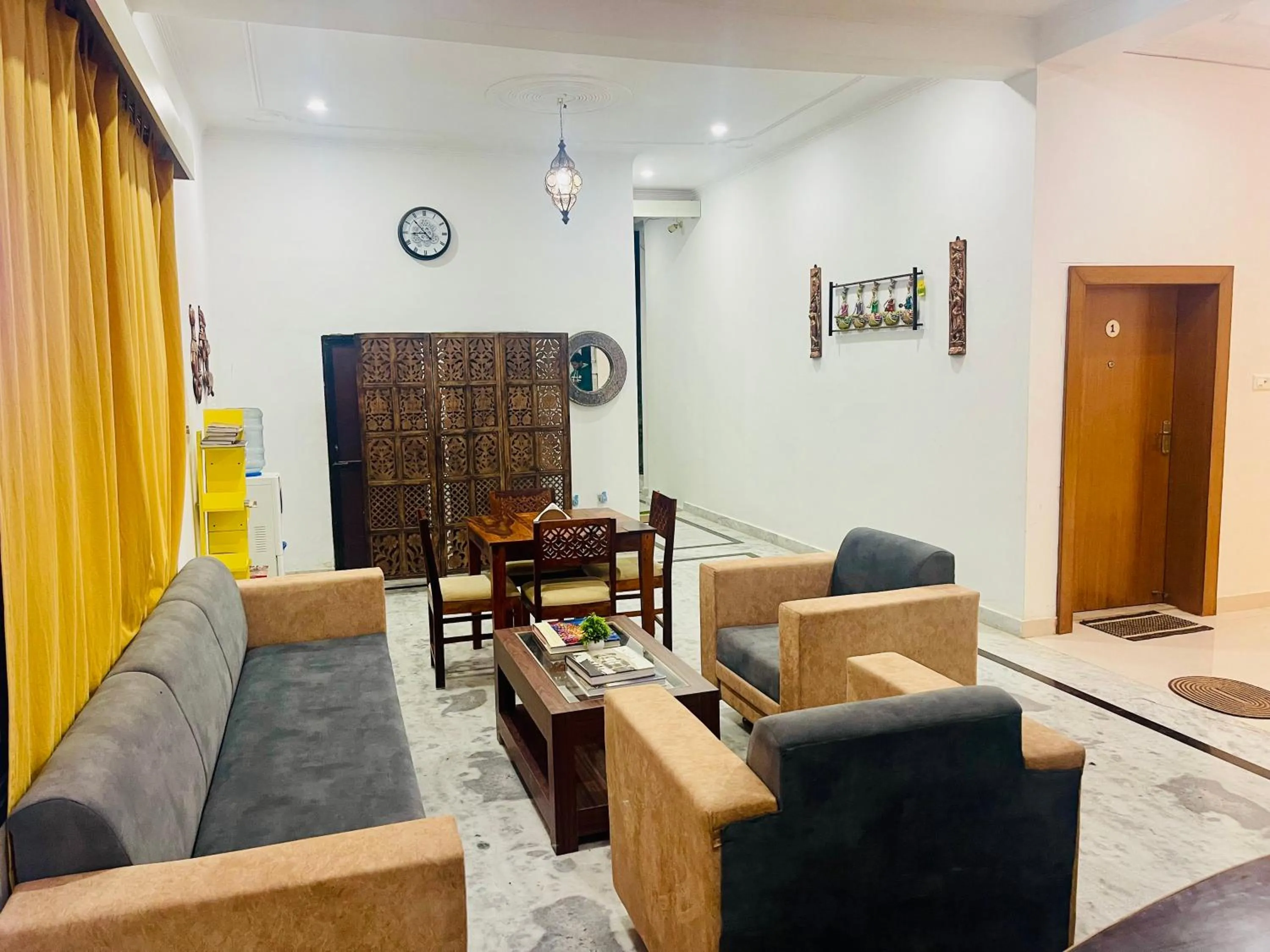 TV and multimedia in La Curcuma Luxury Homestay