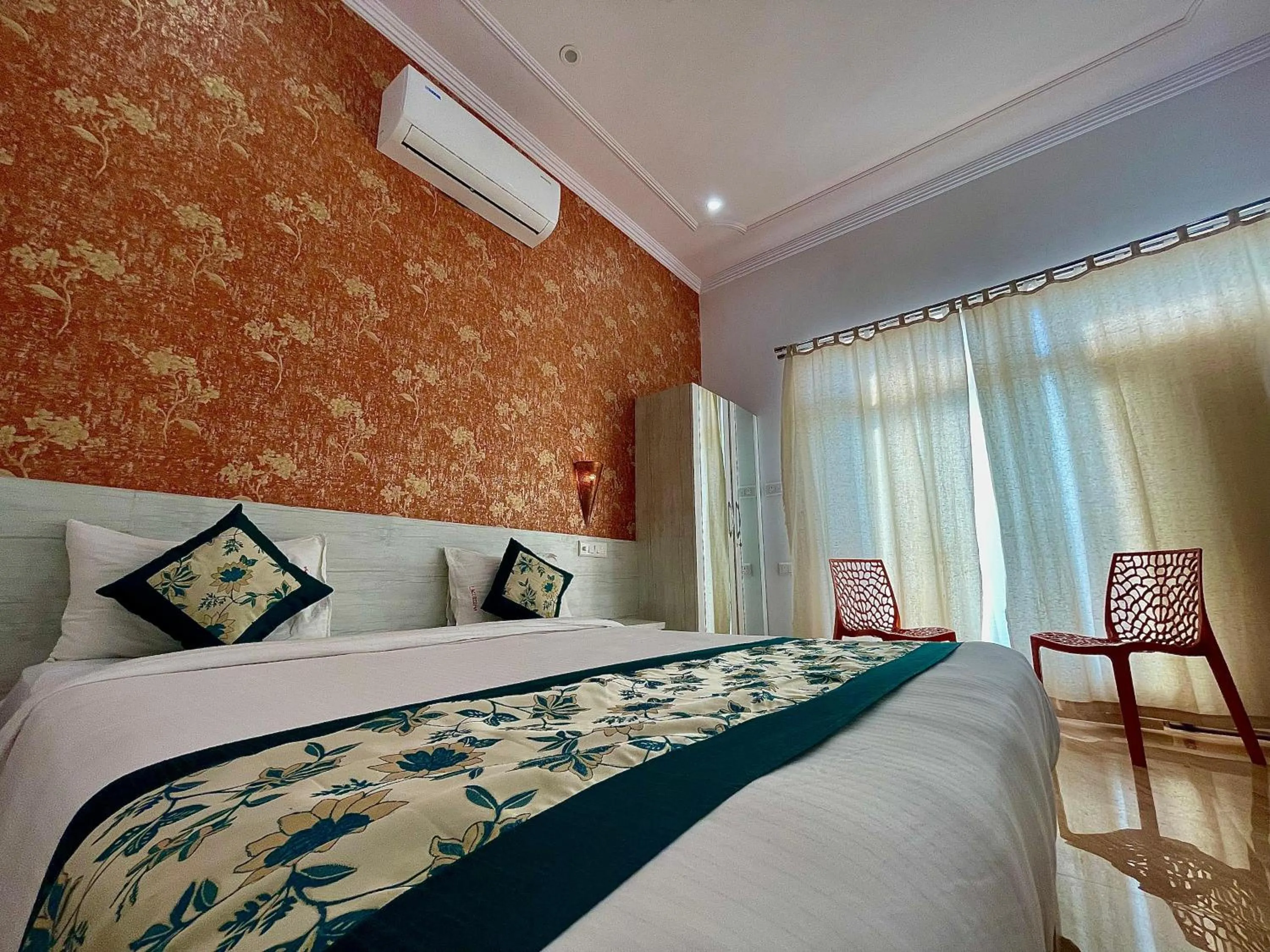 Bedroom, Bed in La Curcuma Luxury Homestay