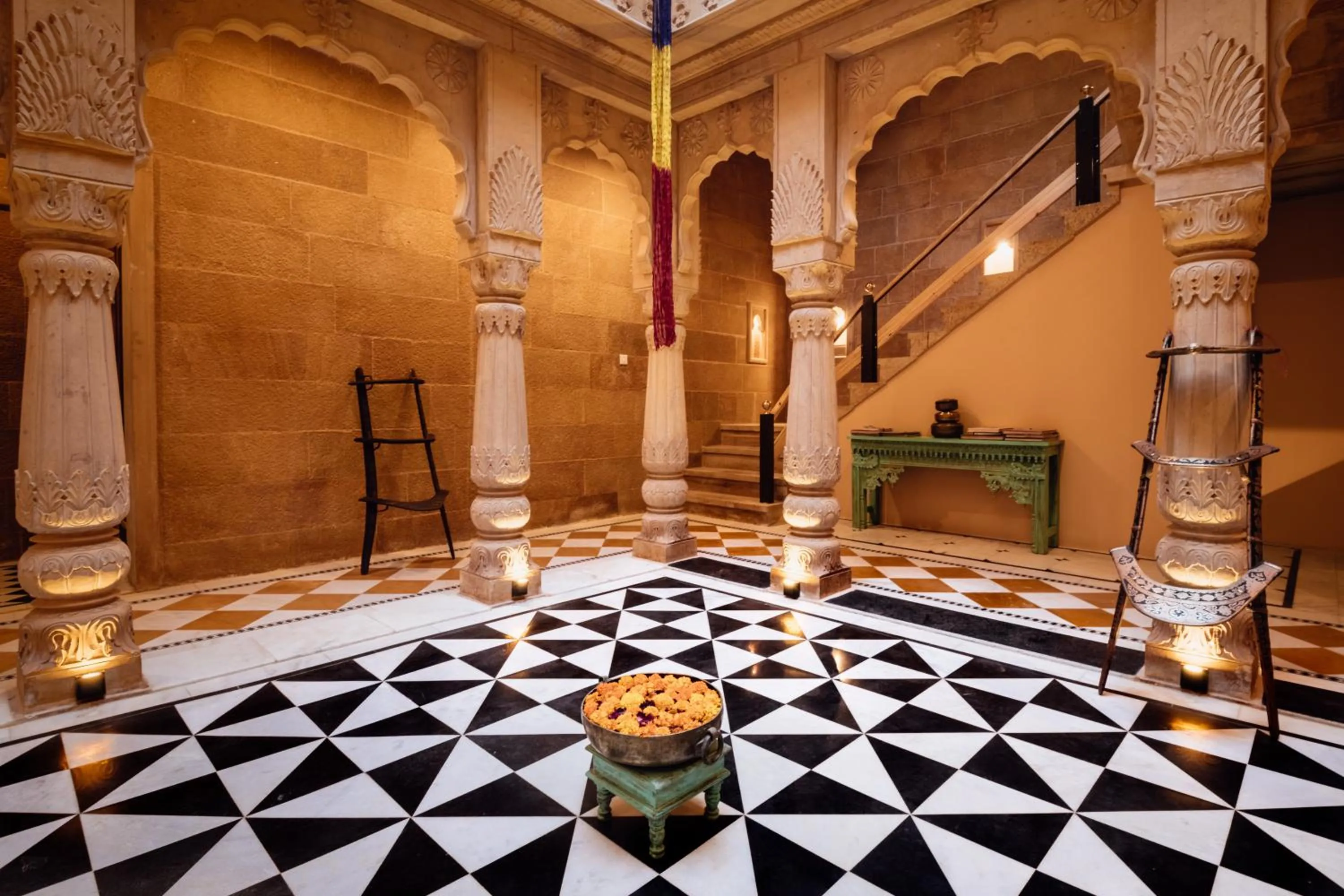 Inner courtyard view in Hotel Dev Garh