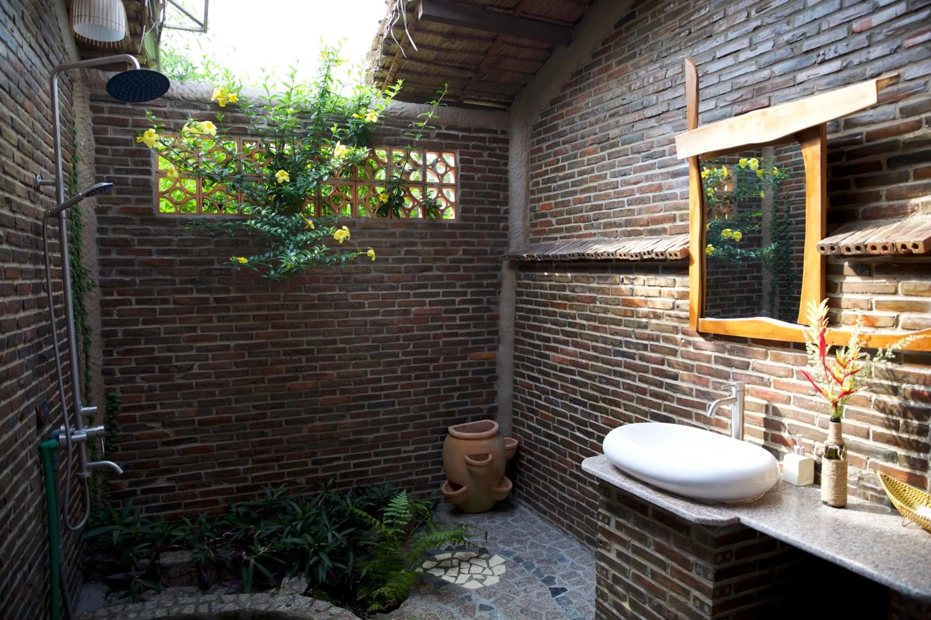 Bathroom in Vamxang Rustic Home