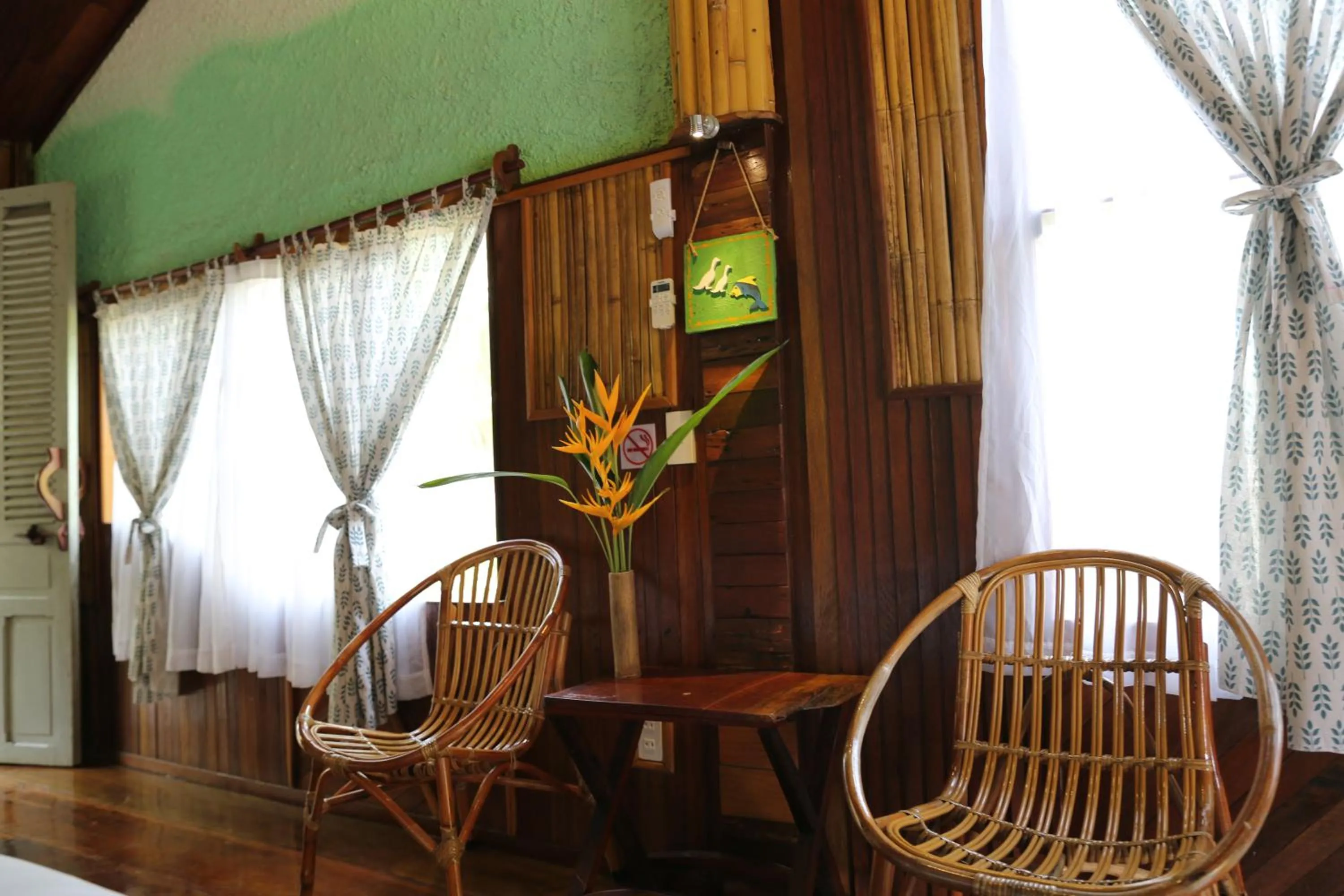 Seating area in Vamxang Rustic Home