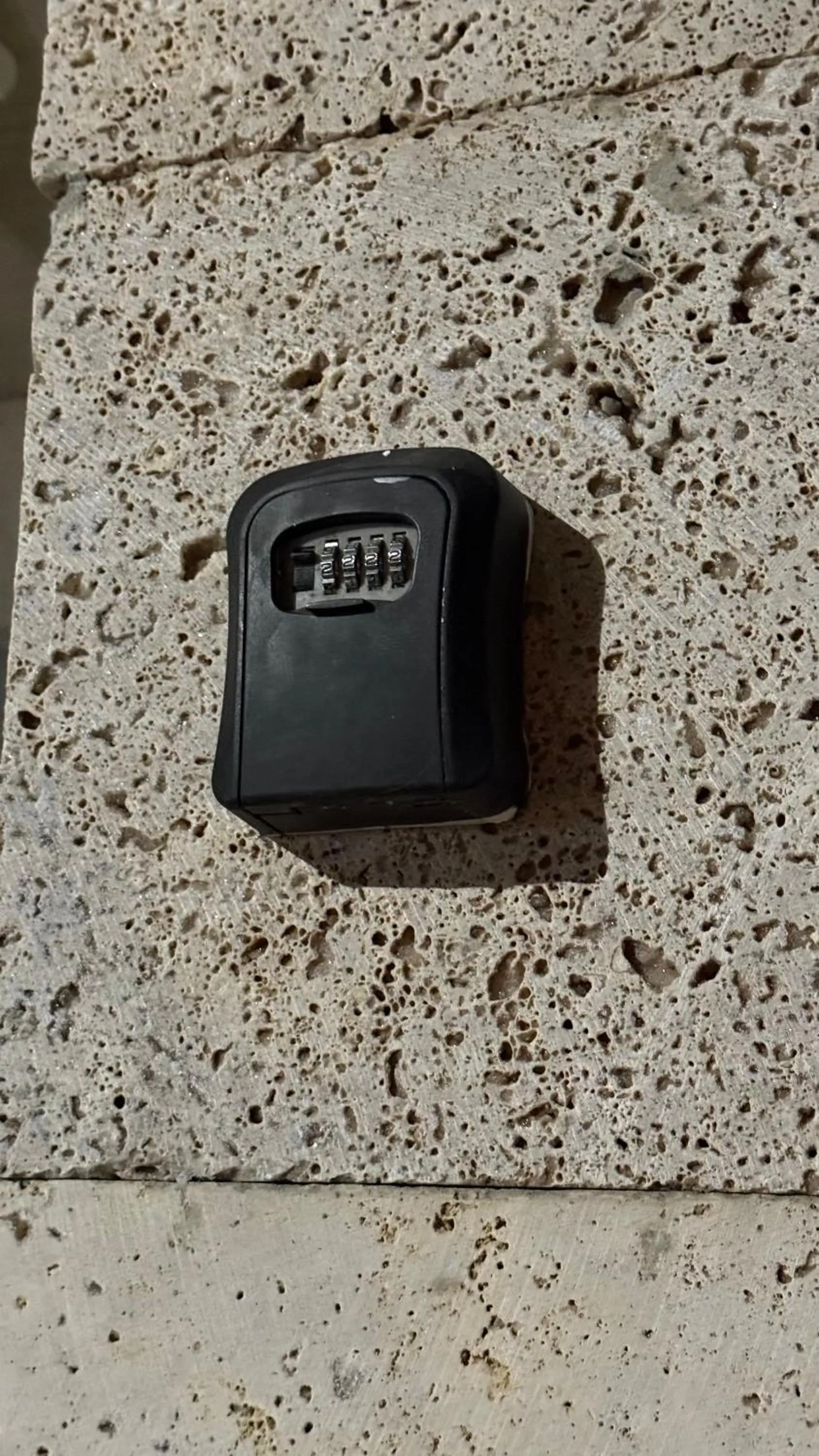 locker in Vahe's corner house