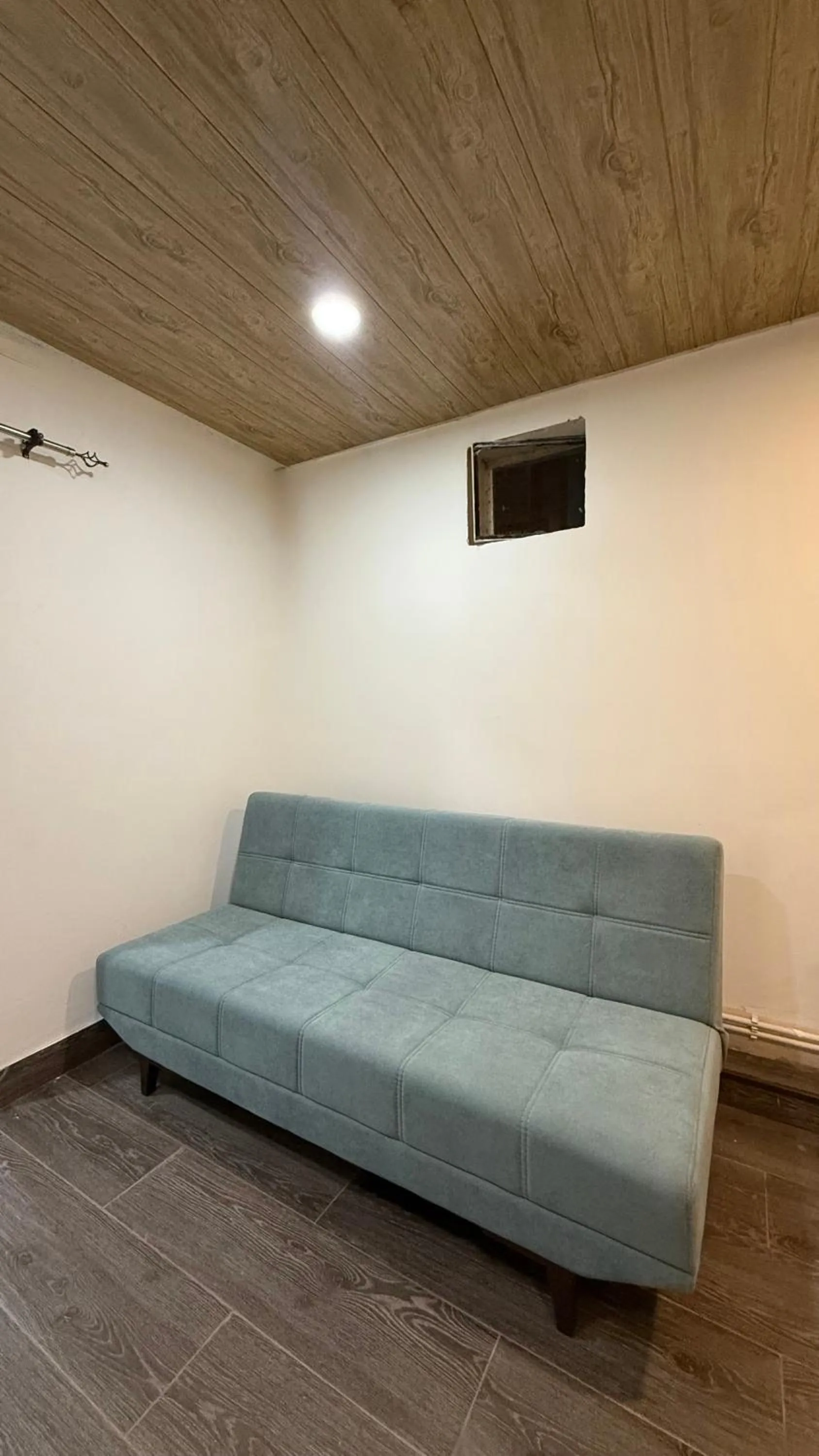 Living room in Vahe's corner house