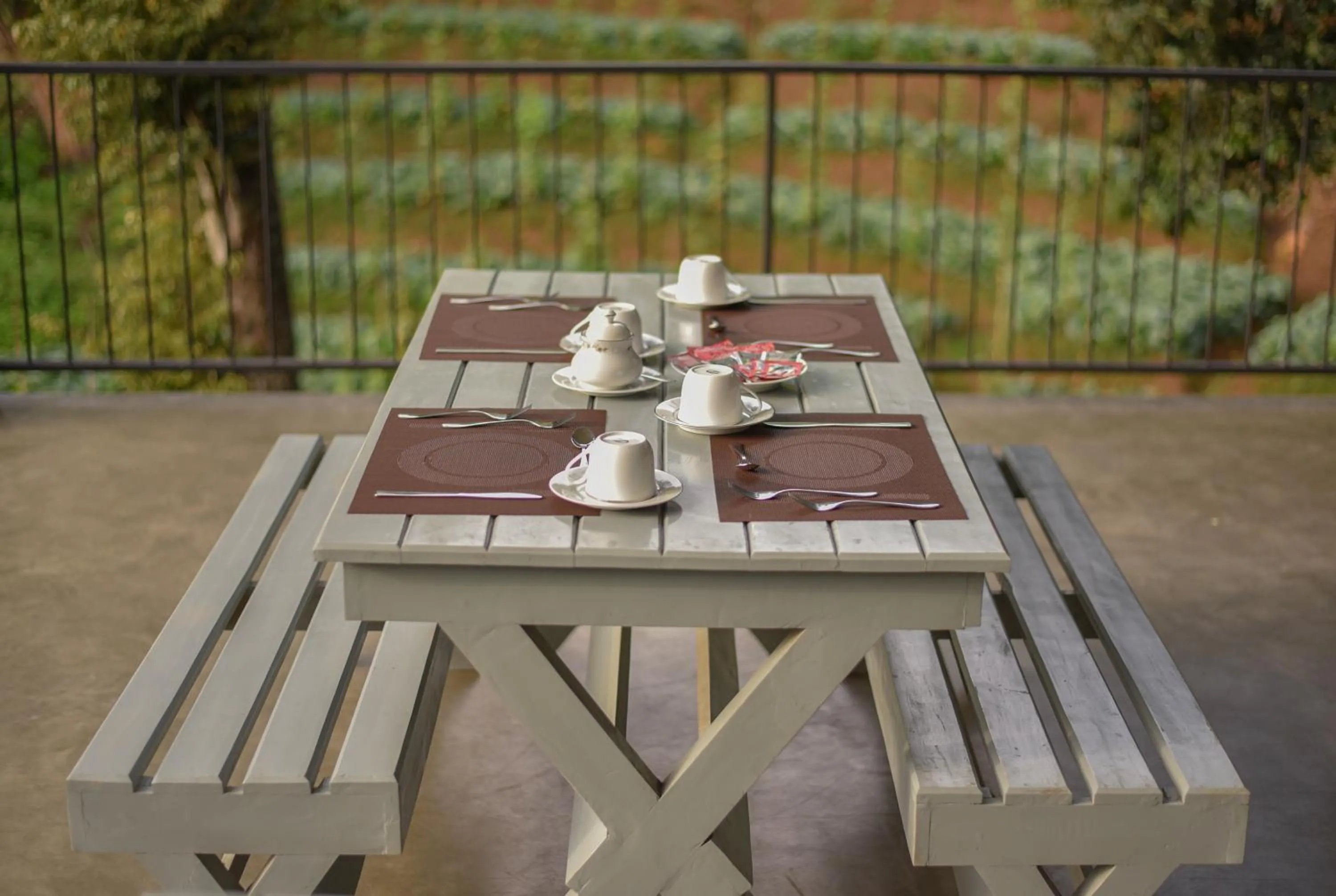 Restaurant/places to eat in Kithal Ella Station Resort