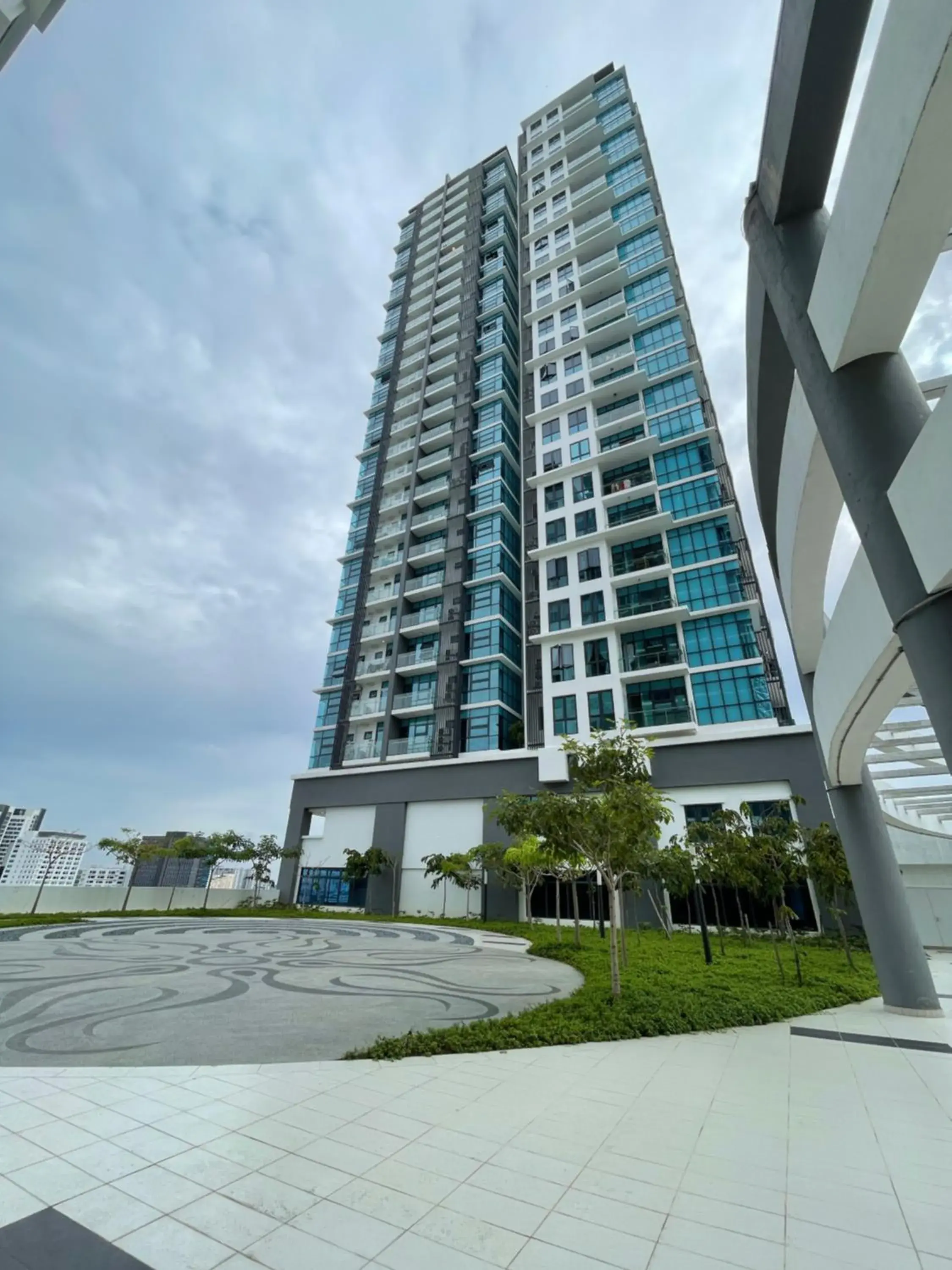 Property building in Pacific Tower Petaling Jaya Near Jaya One, University Malaya, Columbia Hospital By My Homez Property building in Pacific Tower Petaling Jaya Near Jaya One, University Malaya, Columbia Hospital By My Homez