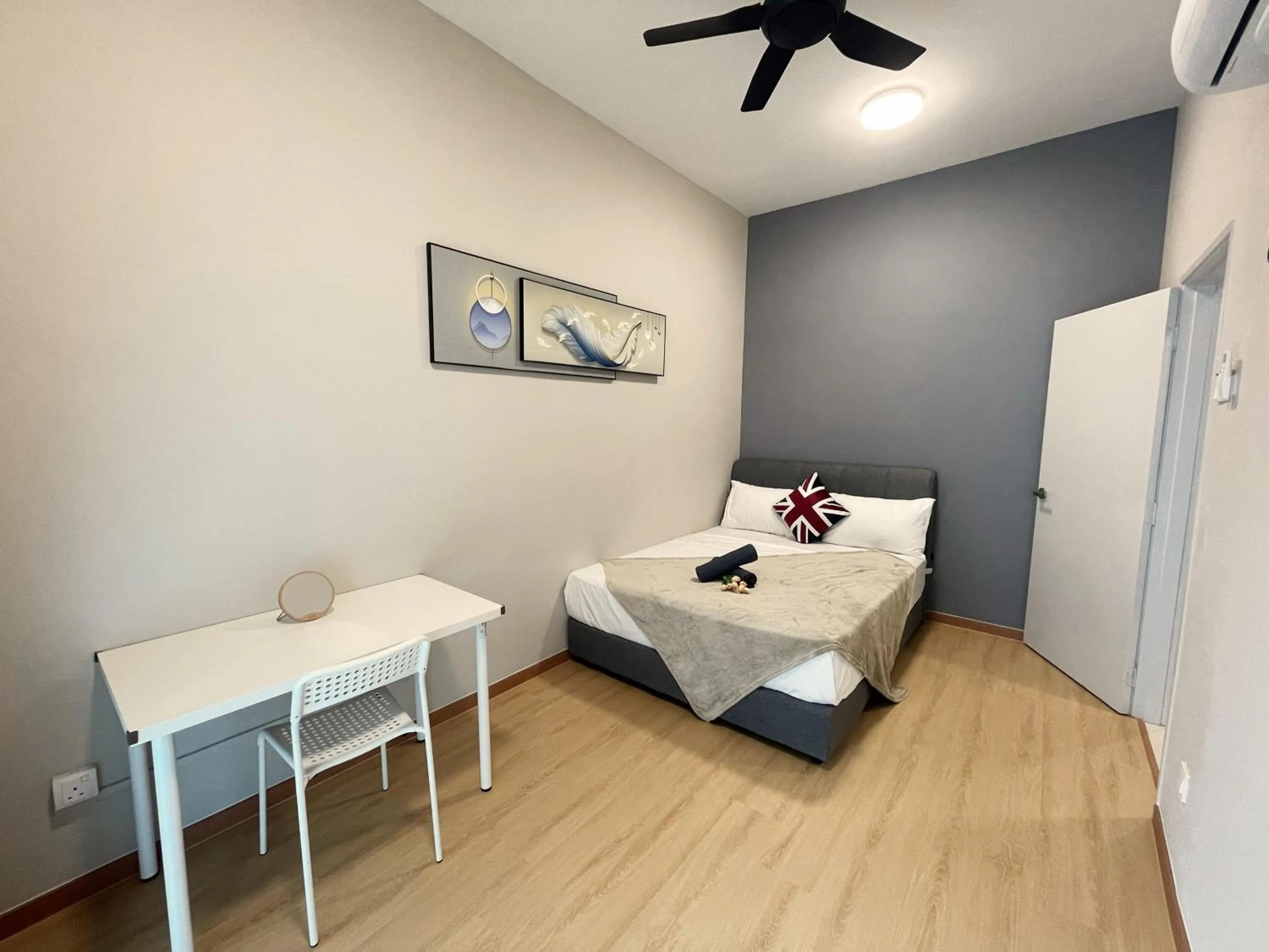 Bed in Pacific Tower Petaling Jaya Near Jaya One, University Malaya, Columbia Hospital By My Homez