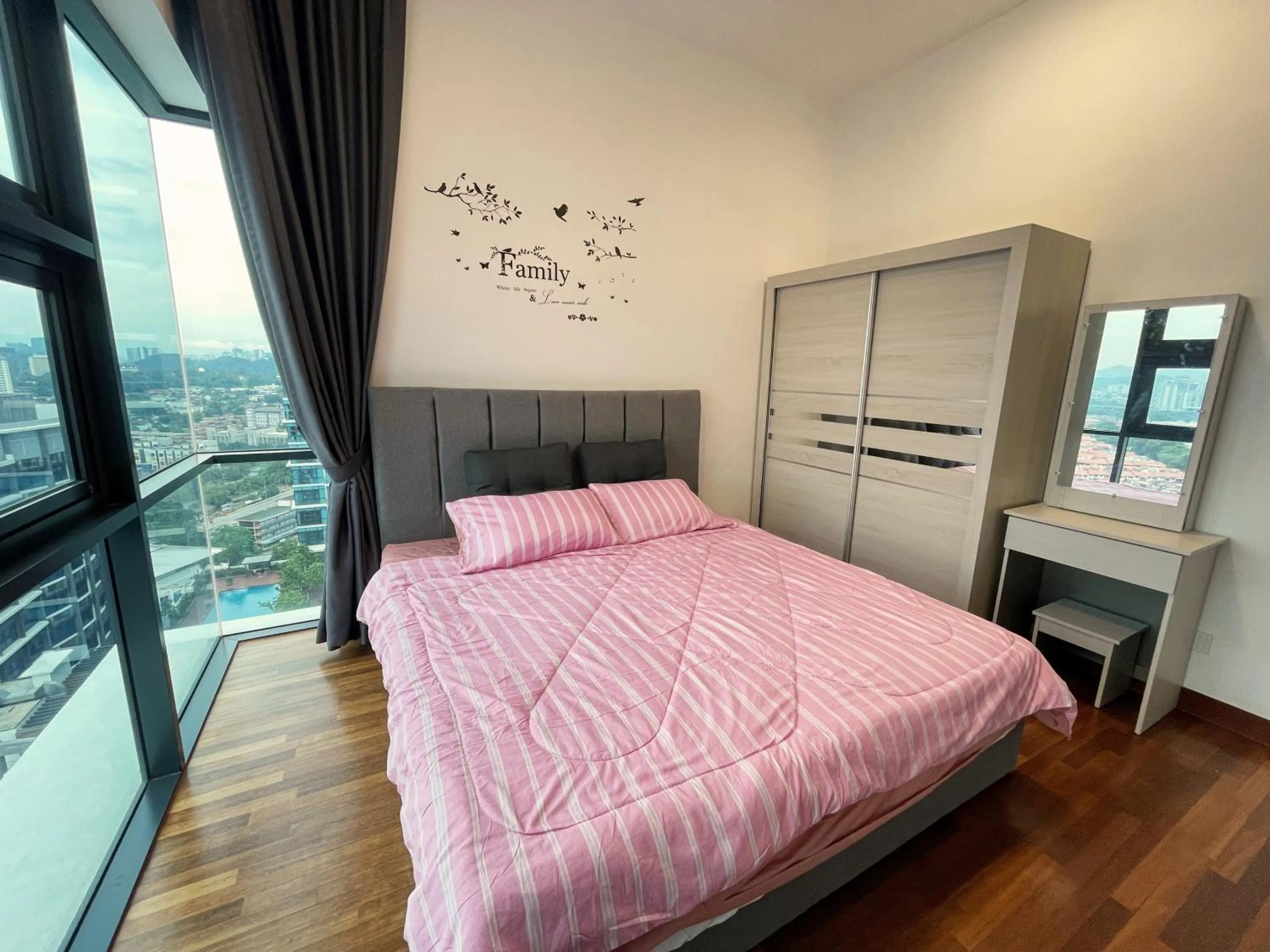 Bed in Pacific Tower Petaling Jaya Near Jaya One, University Malaya, Columbia Hospital By My Homez