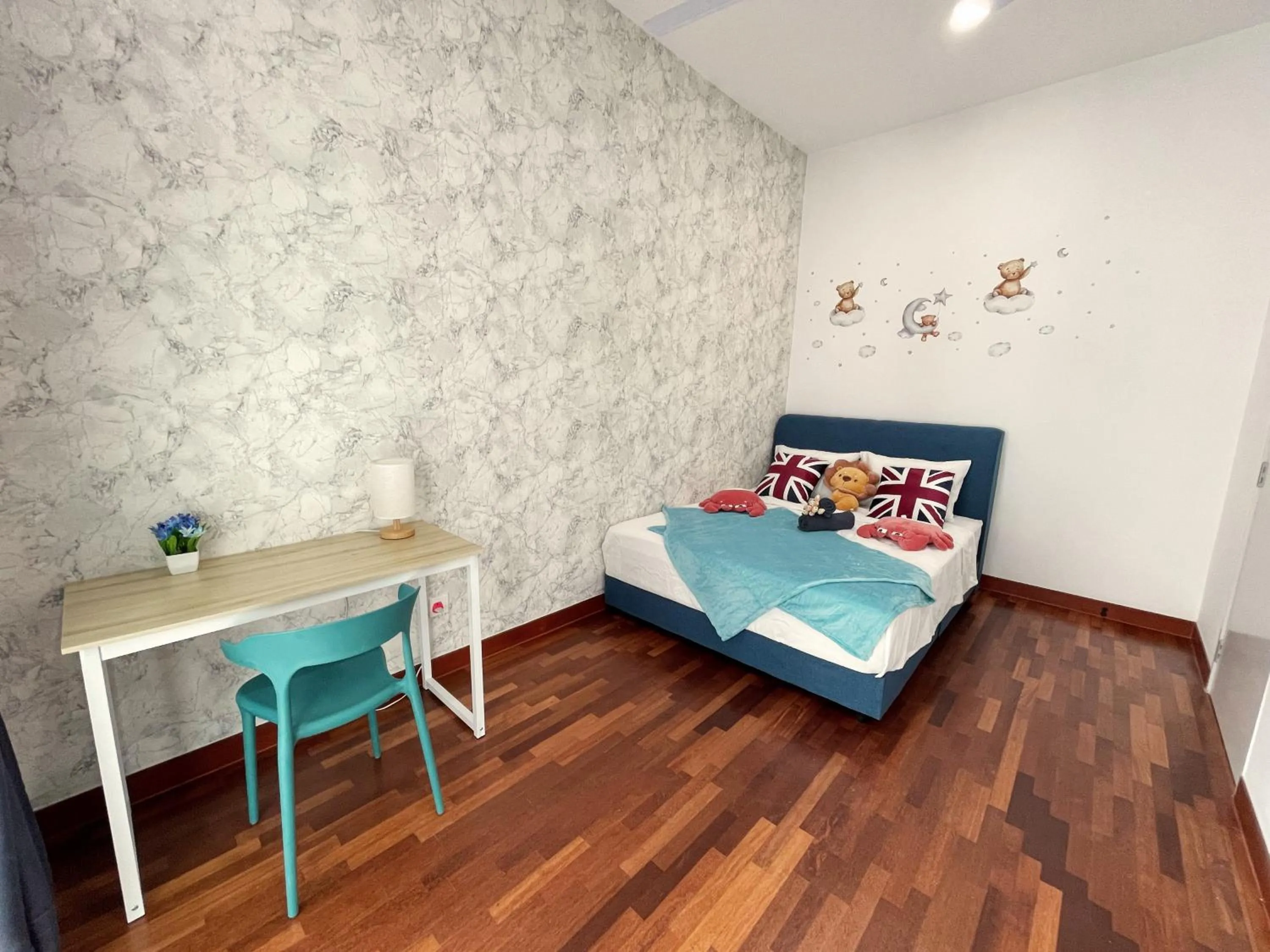 Bed in Pacific Tower Petaling Jaya Near Jaya One, University Malaya, Columbia Hospital By My Homez