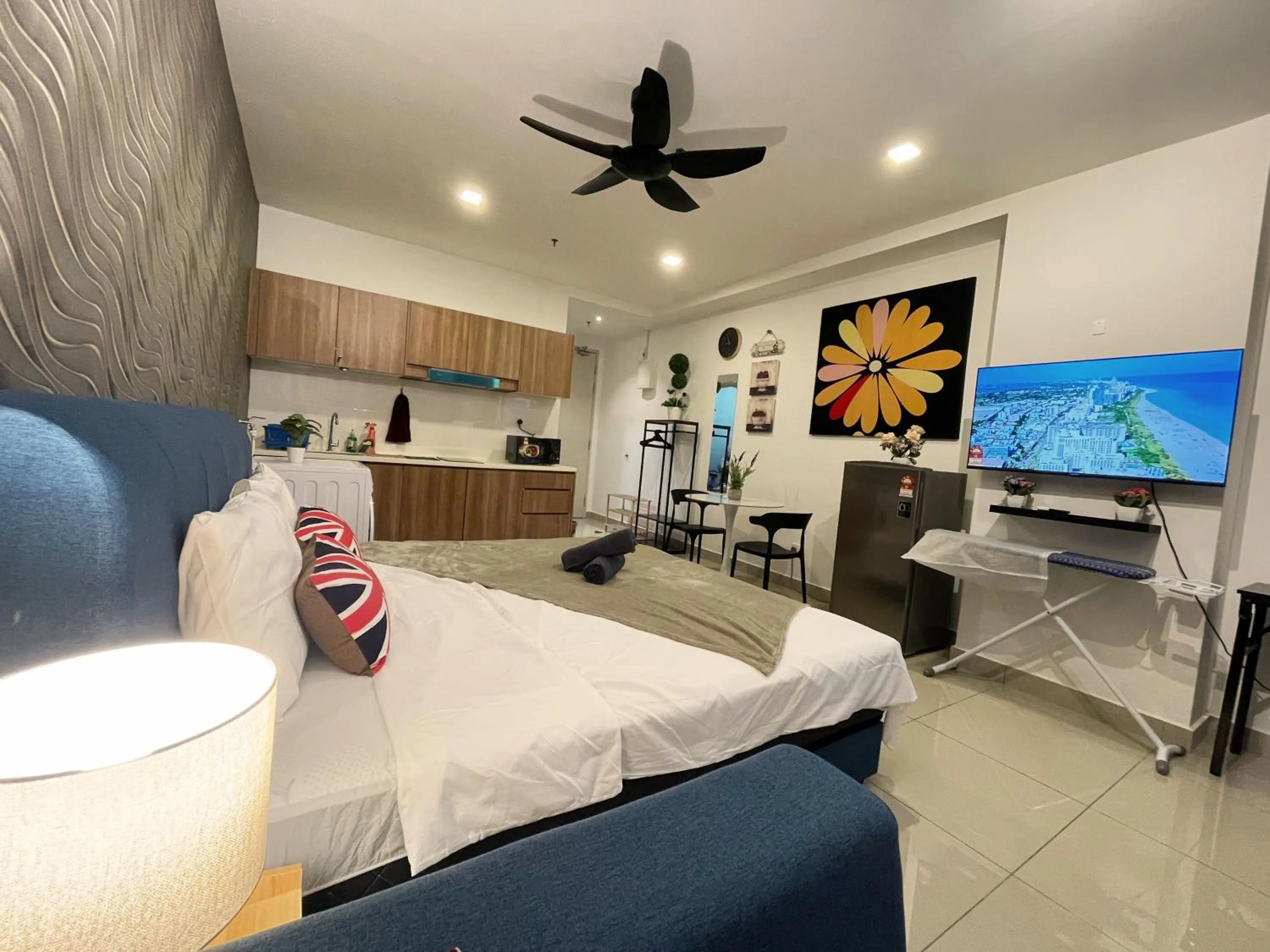 TV and multimedia in Pacific Tower Petaling Jaya Near Jaya One, University Malaya, Columbia Hospital By My Homez