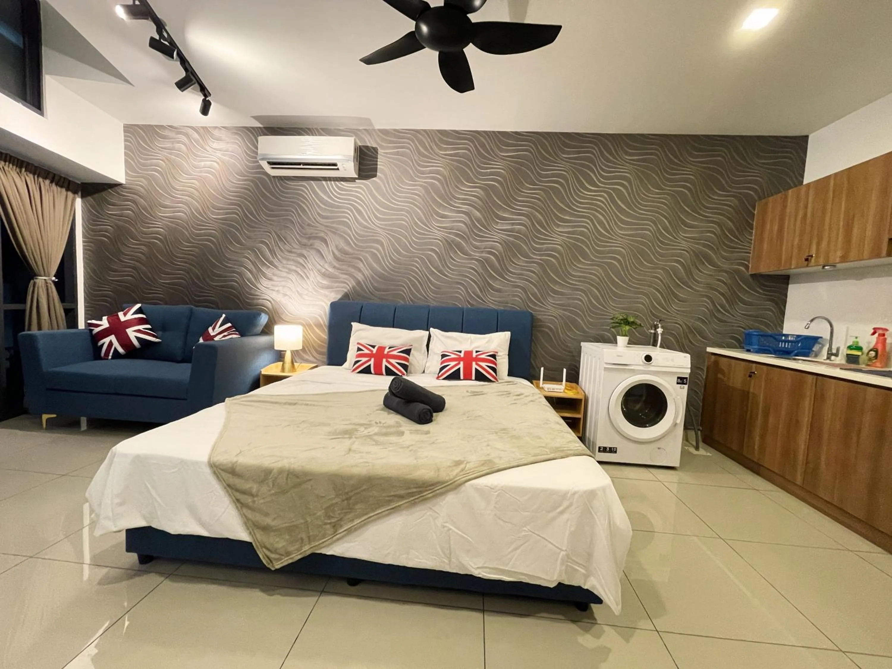 Bed in Pacific Tower Petaling Jaya Near Jaya One, University Malaya, Columbia Hospital By My Homez