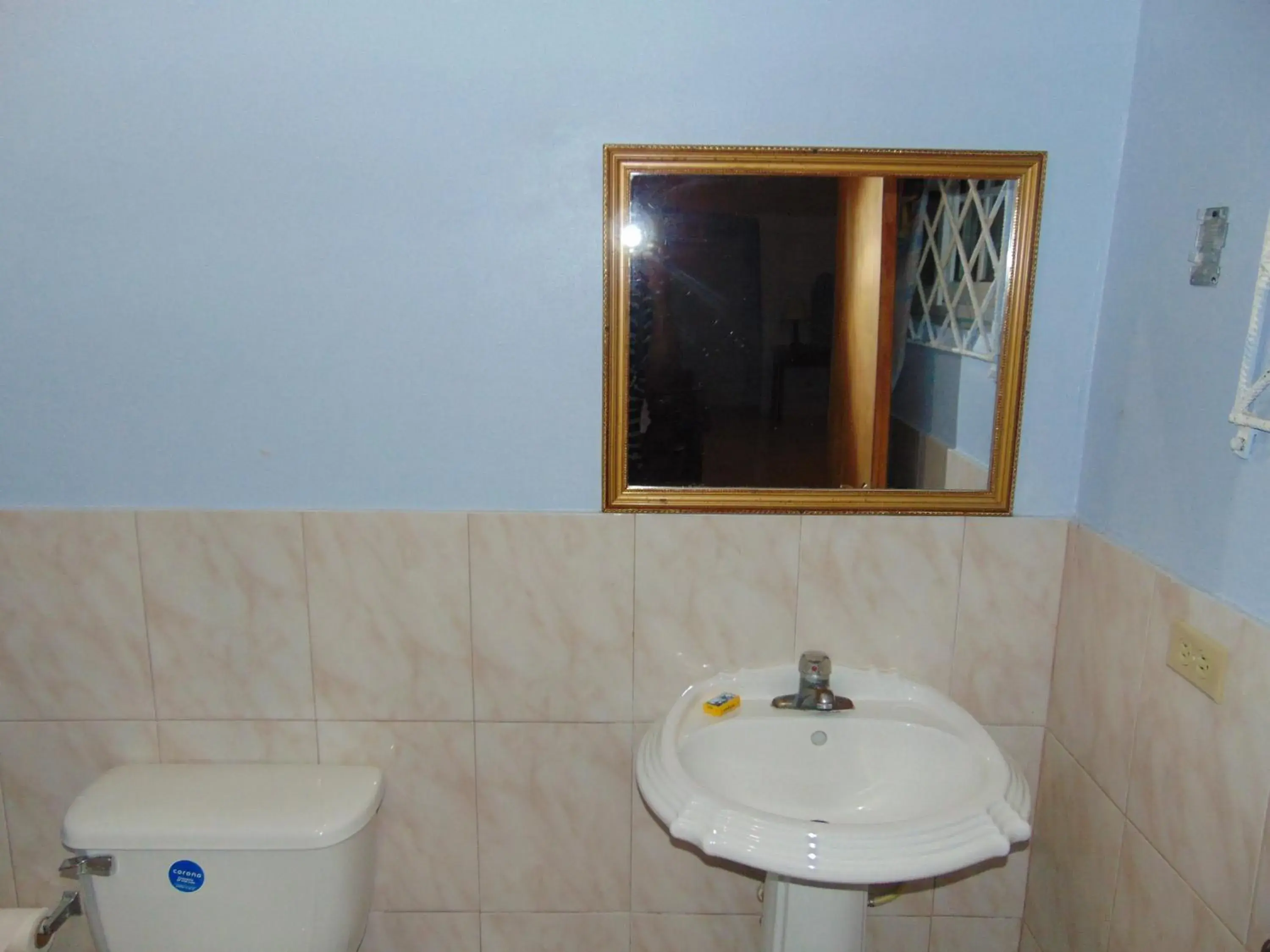 Standard Double Room in Tropical Court Hotel Standard Double Room in Tropical Court Hotel