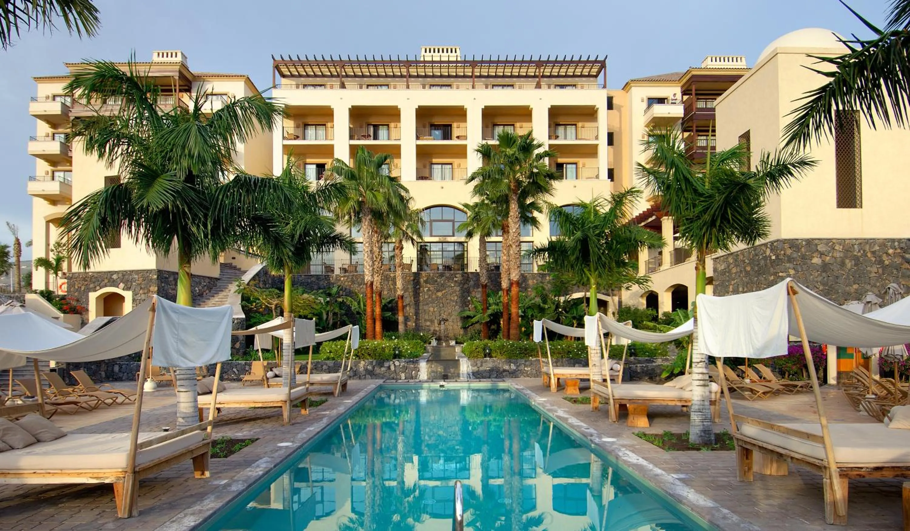 Facade/entrance in Vincci Selección La Plantación del Sur